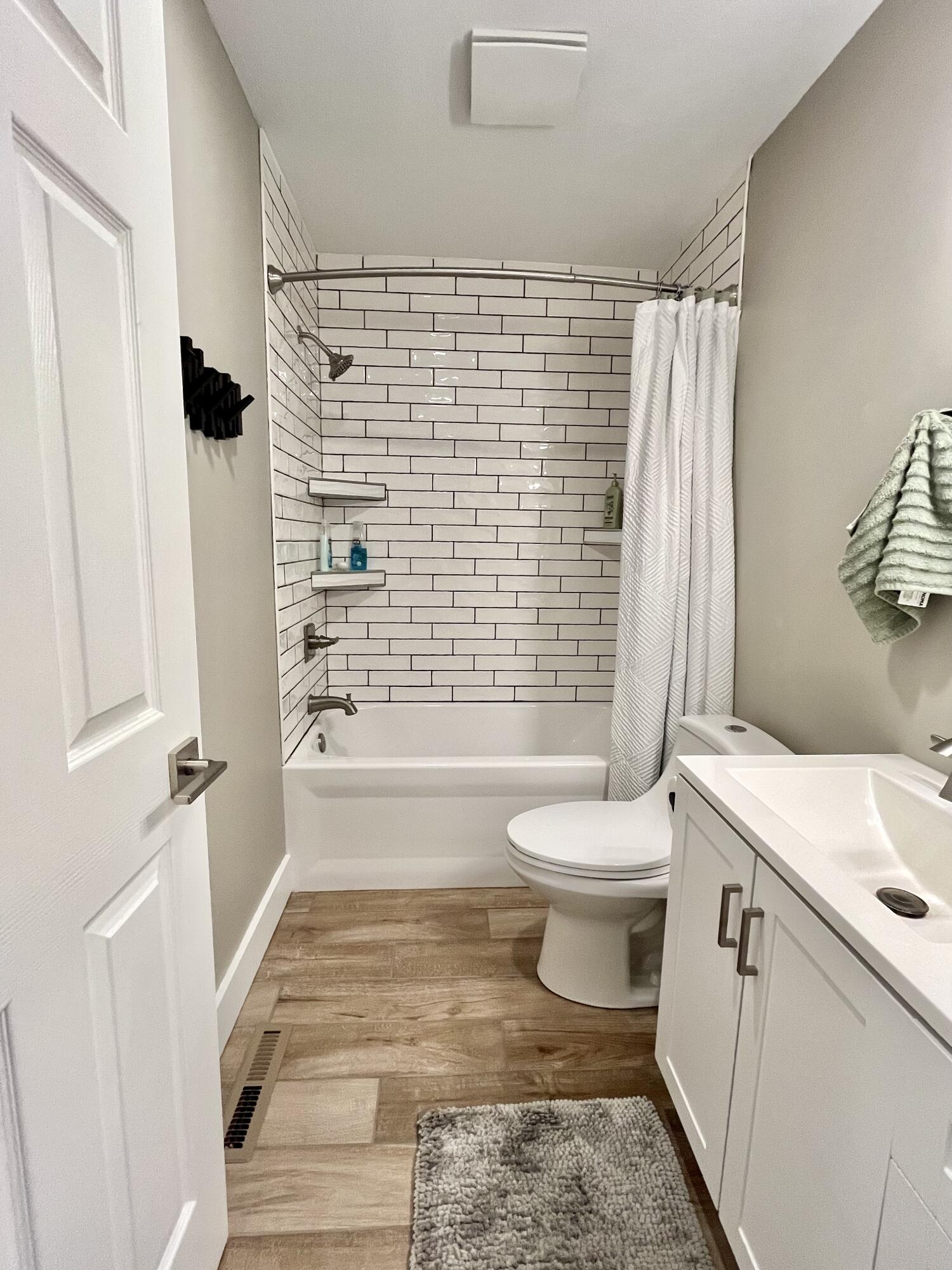 1801 Boswell Avenue Property Photo 30