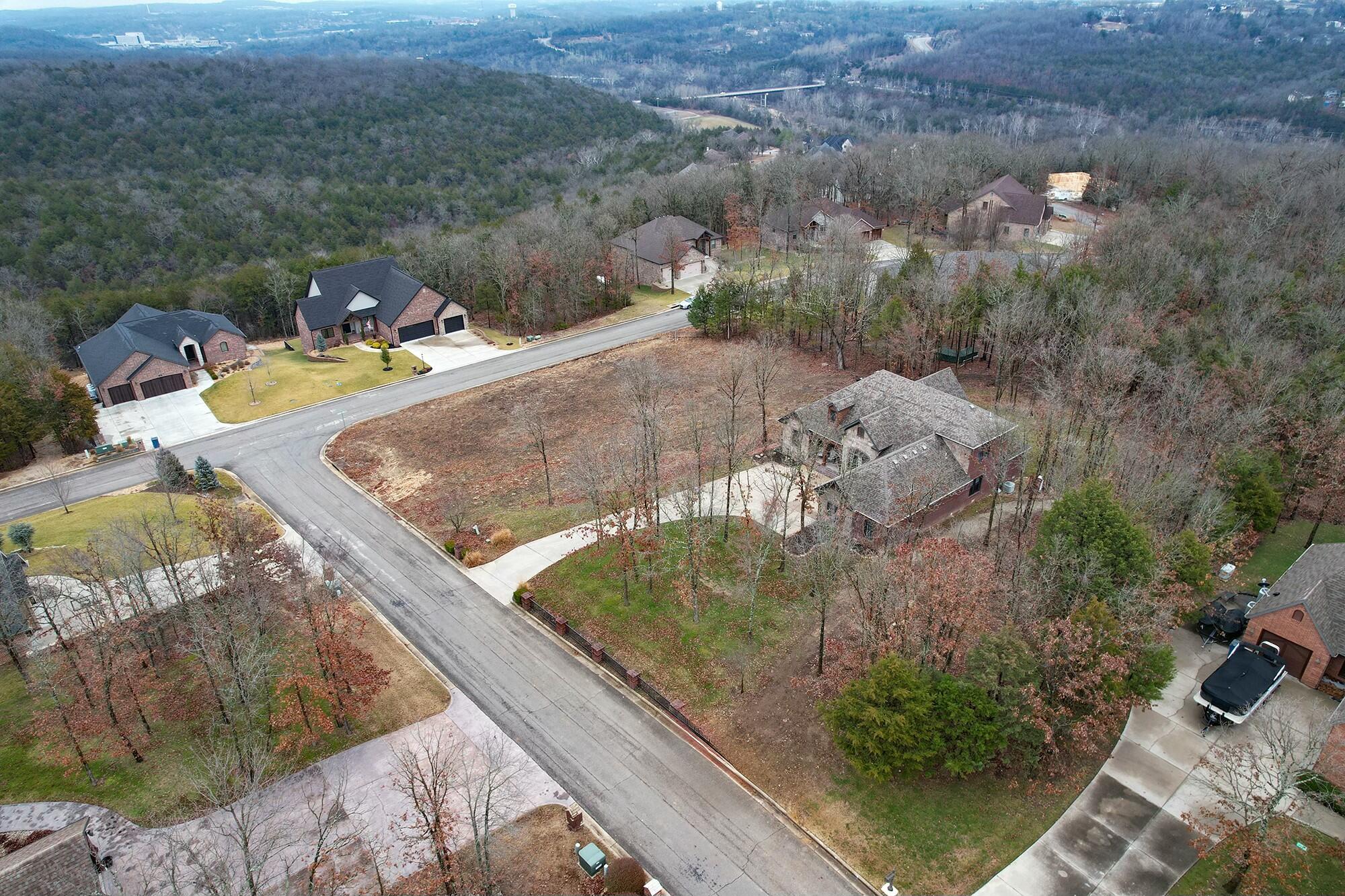 120 Hidden Springs Drive Property Photo 8