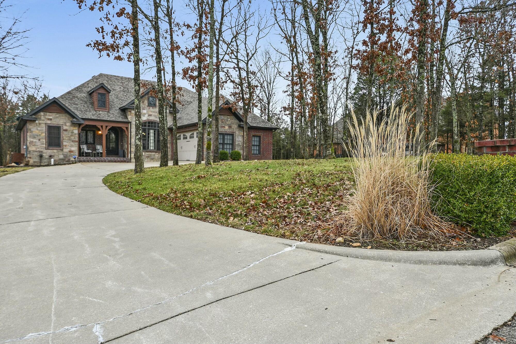 120 Hidden Springs Drive Property Photo 9