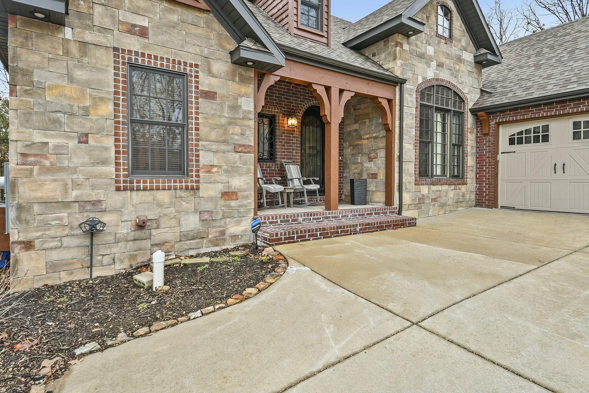 120 Hidden Springs Drive Property Photo 11