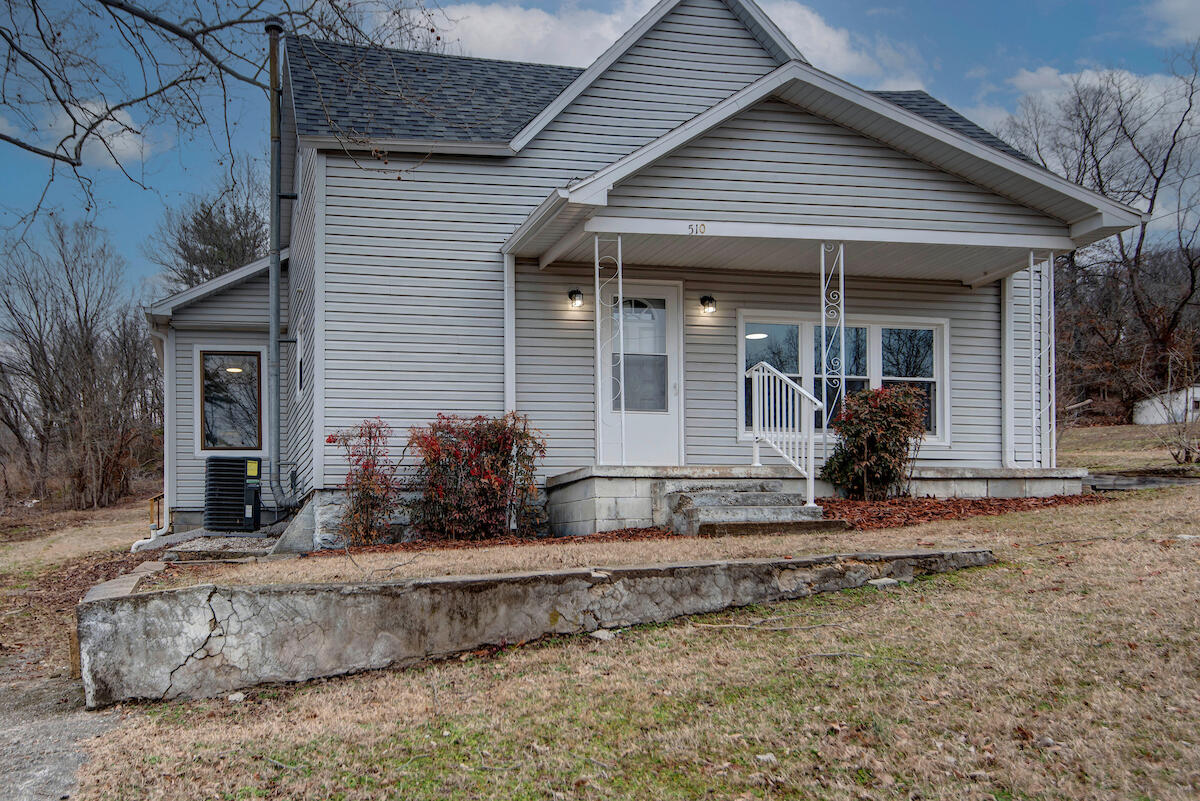 510 East Lockhart Street Property Photo 2