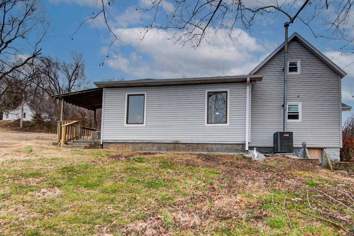 510 East Lockhart Street Property Photo 5
