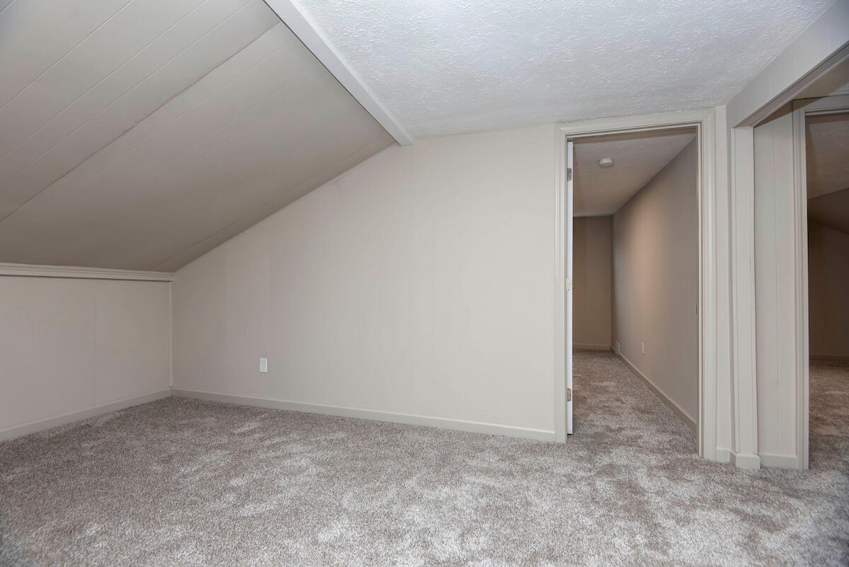 510 East Lockhart Street Property Photo 23