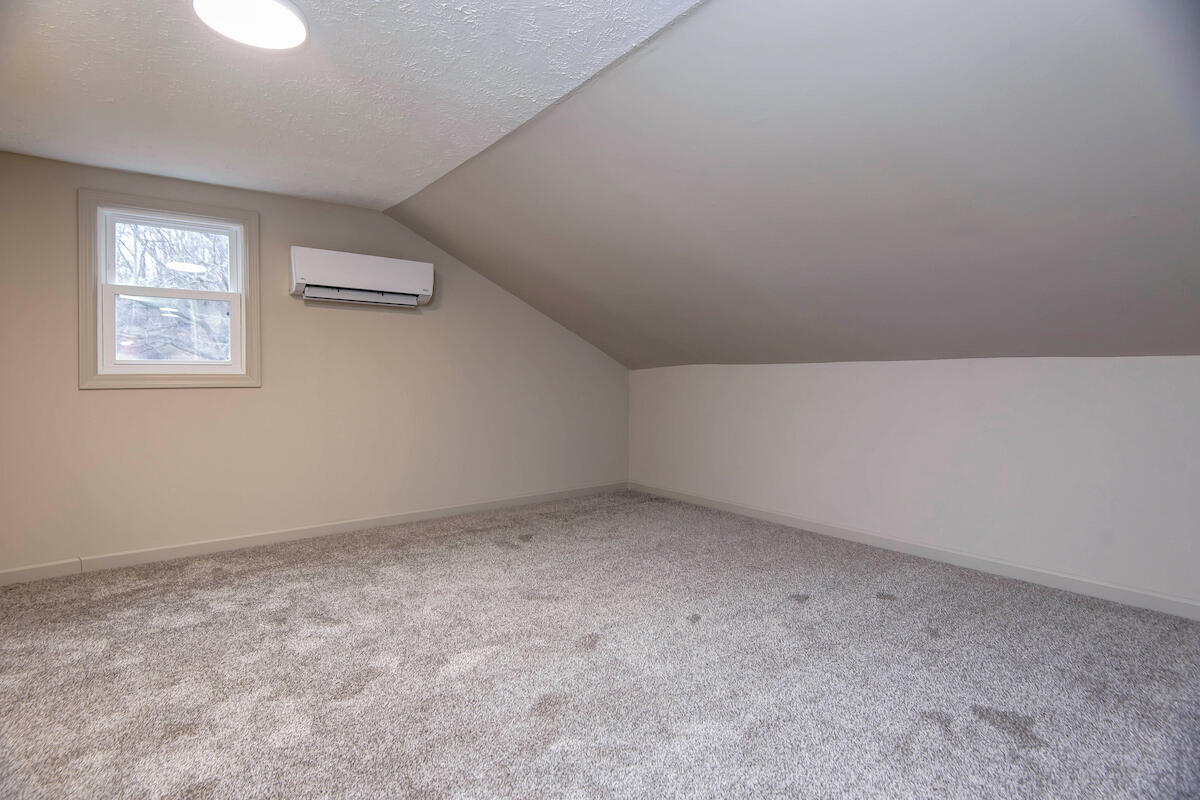 510 East Lockhart Street Property Photo 26