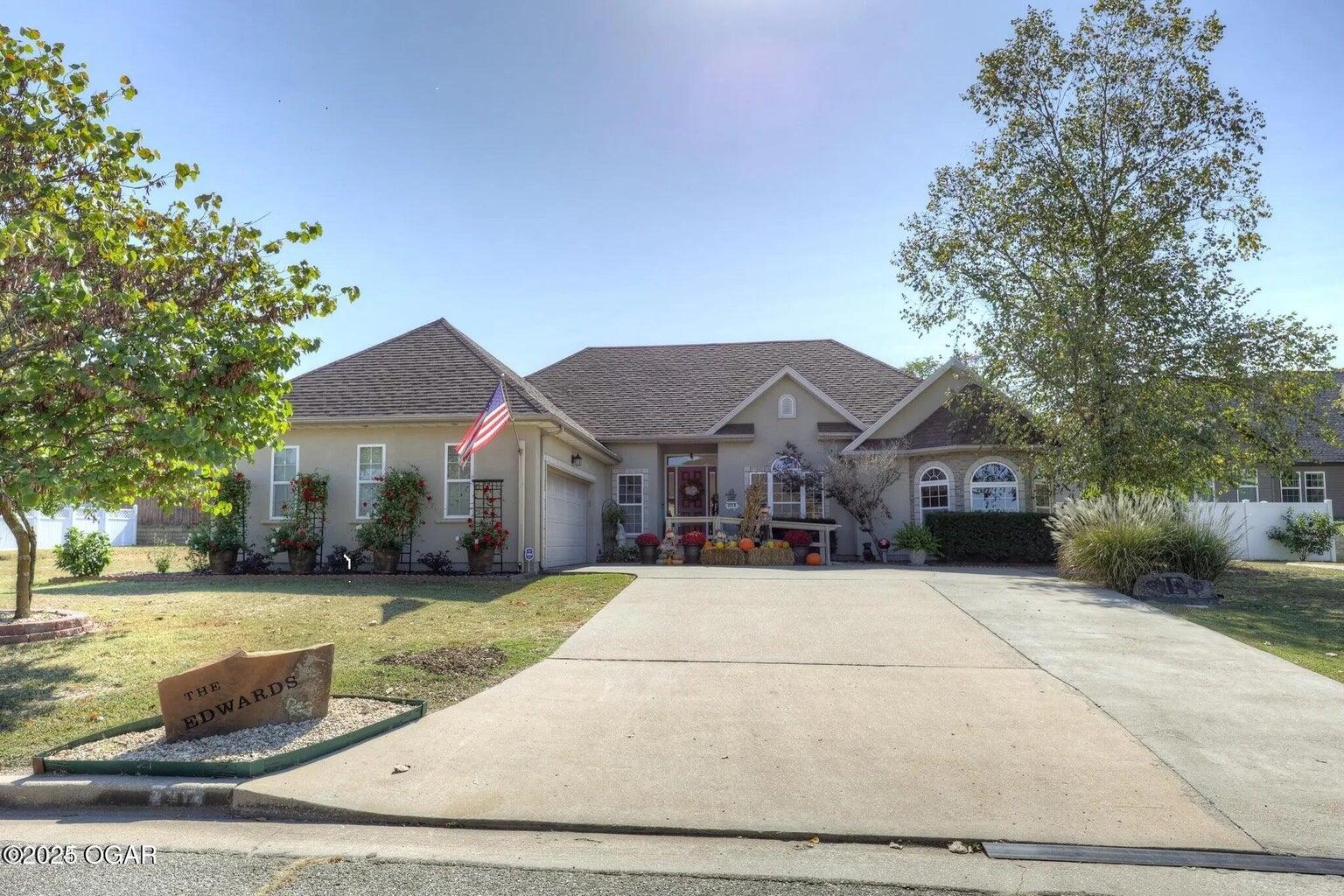 4314 Wisteria Way Property Photo 1