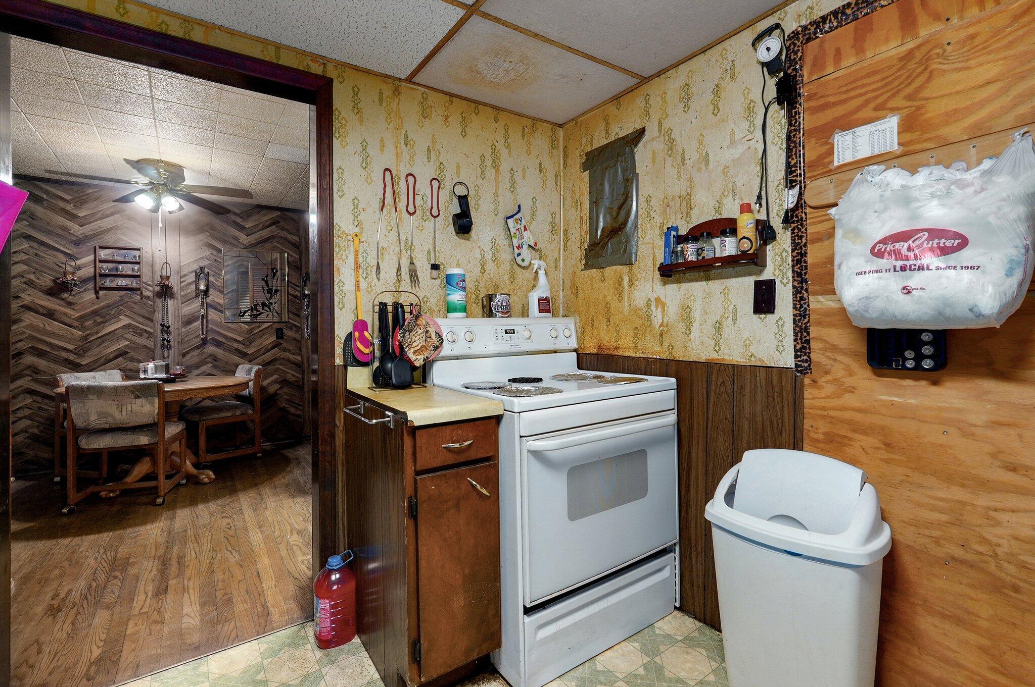 1541 East Talmage Street Property Photo 17