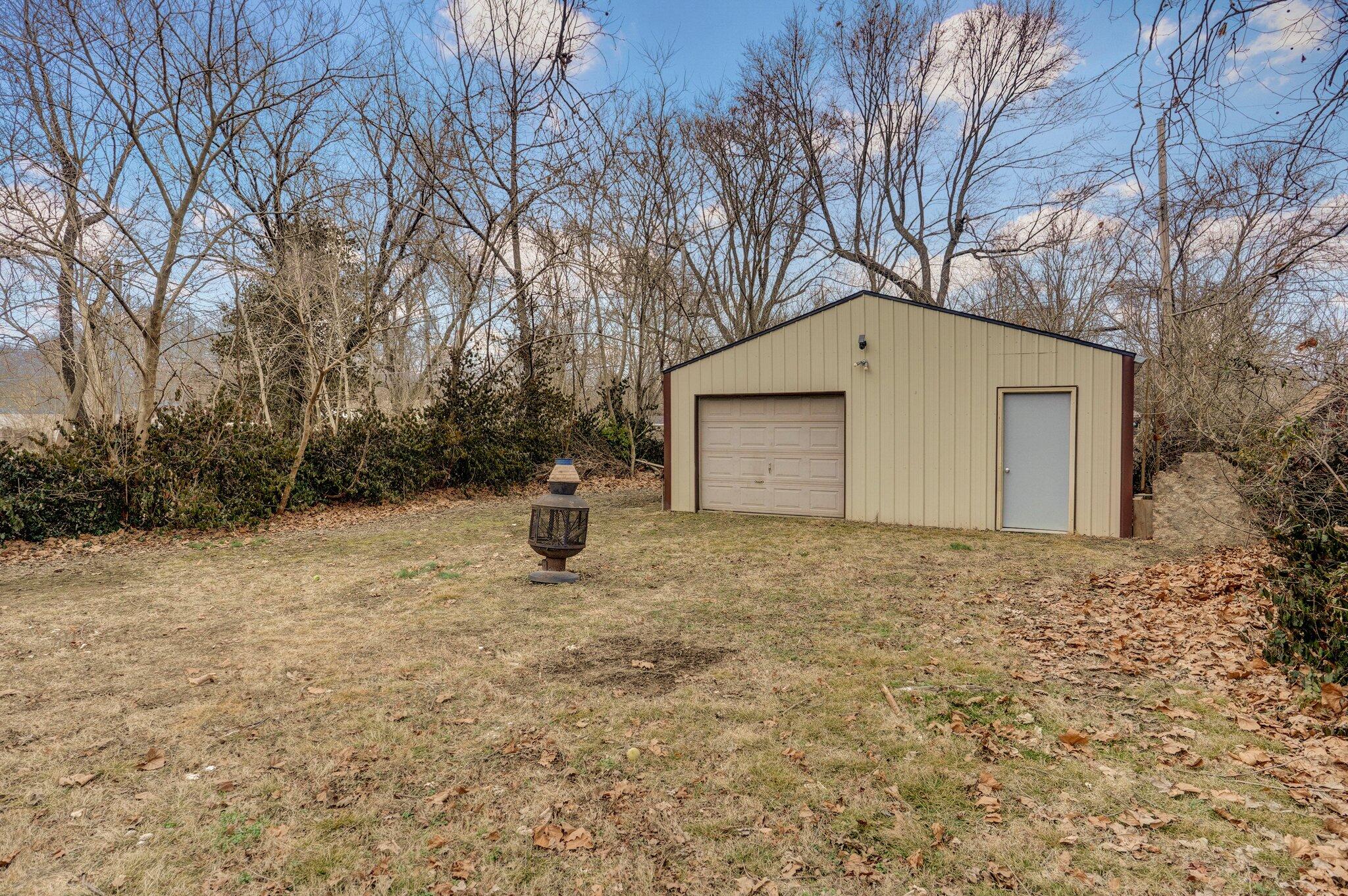 1541 East Talmage Street Property Photo 22