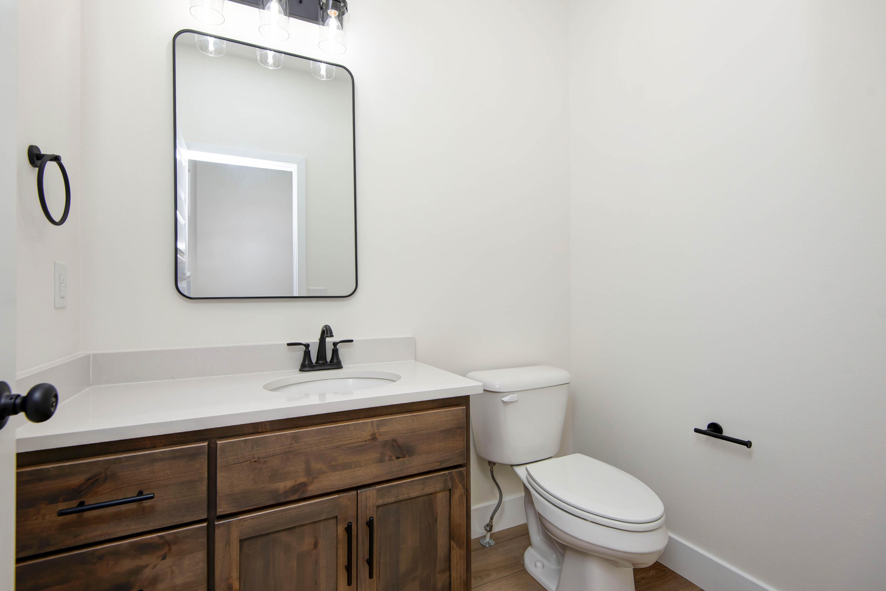5879 South Canterbury Lane Property Photo 8