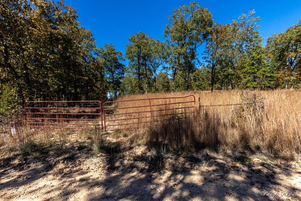 000 County Road 7400 Property Photo 11