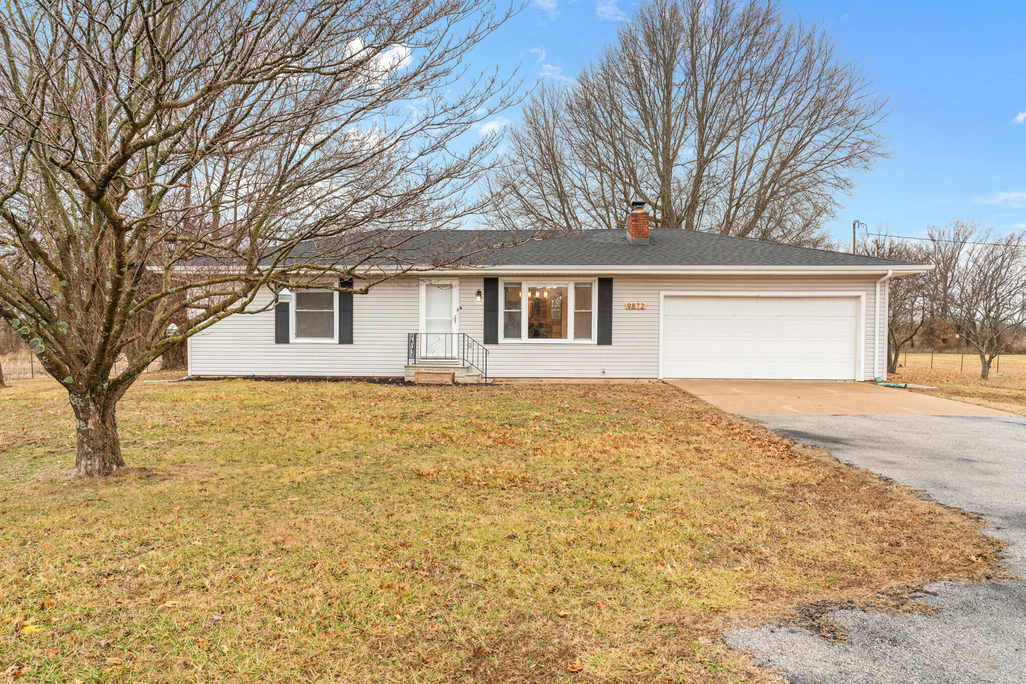 9872 West Farm Road 178 Property Photo