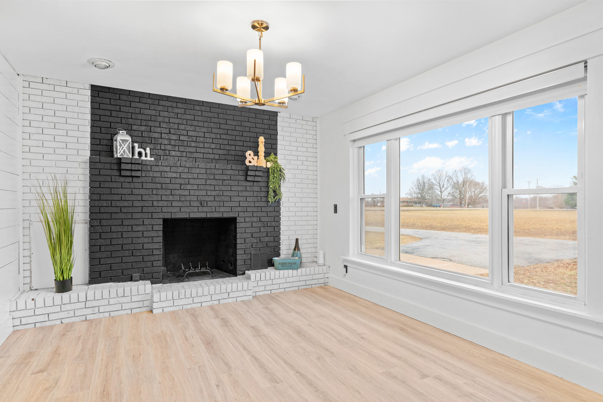 9872 West Farm Road 178 Property Photo 7