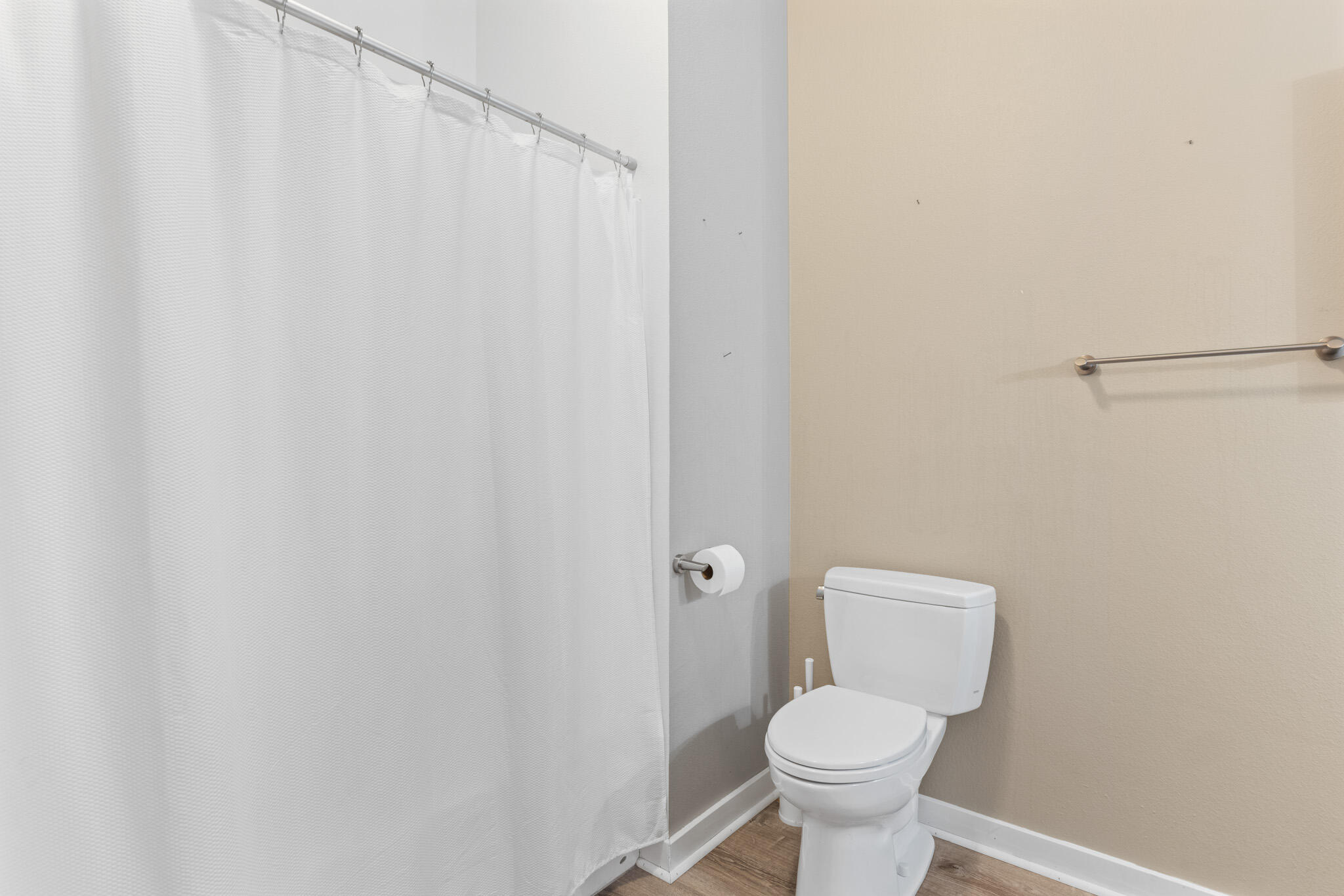 623 West Walnut Street Property Photo 17