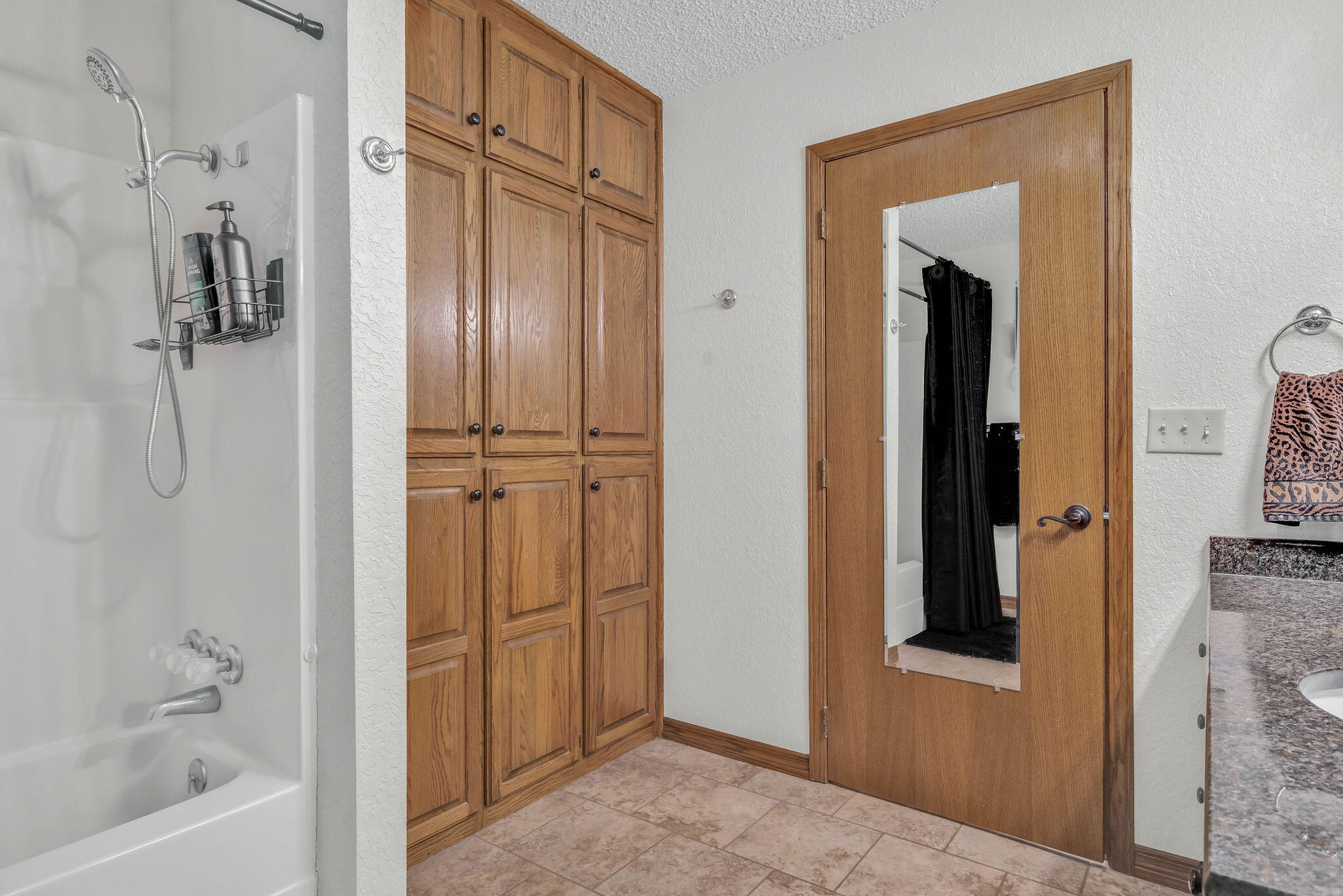 416 Ravenwood Circle Property Photo 32