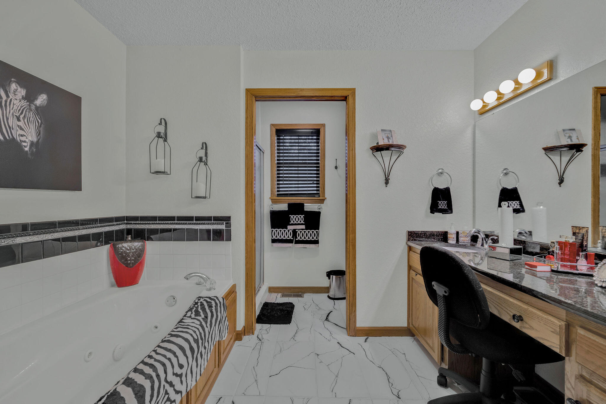 416 Ravenwood Circle Property Photo 36