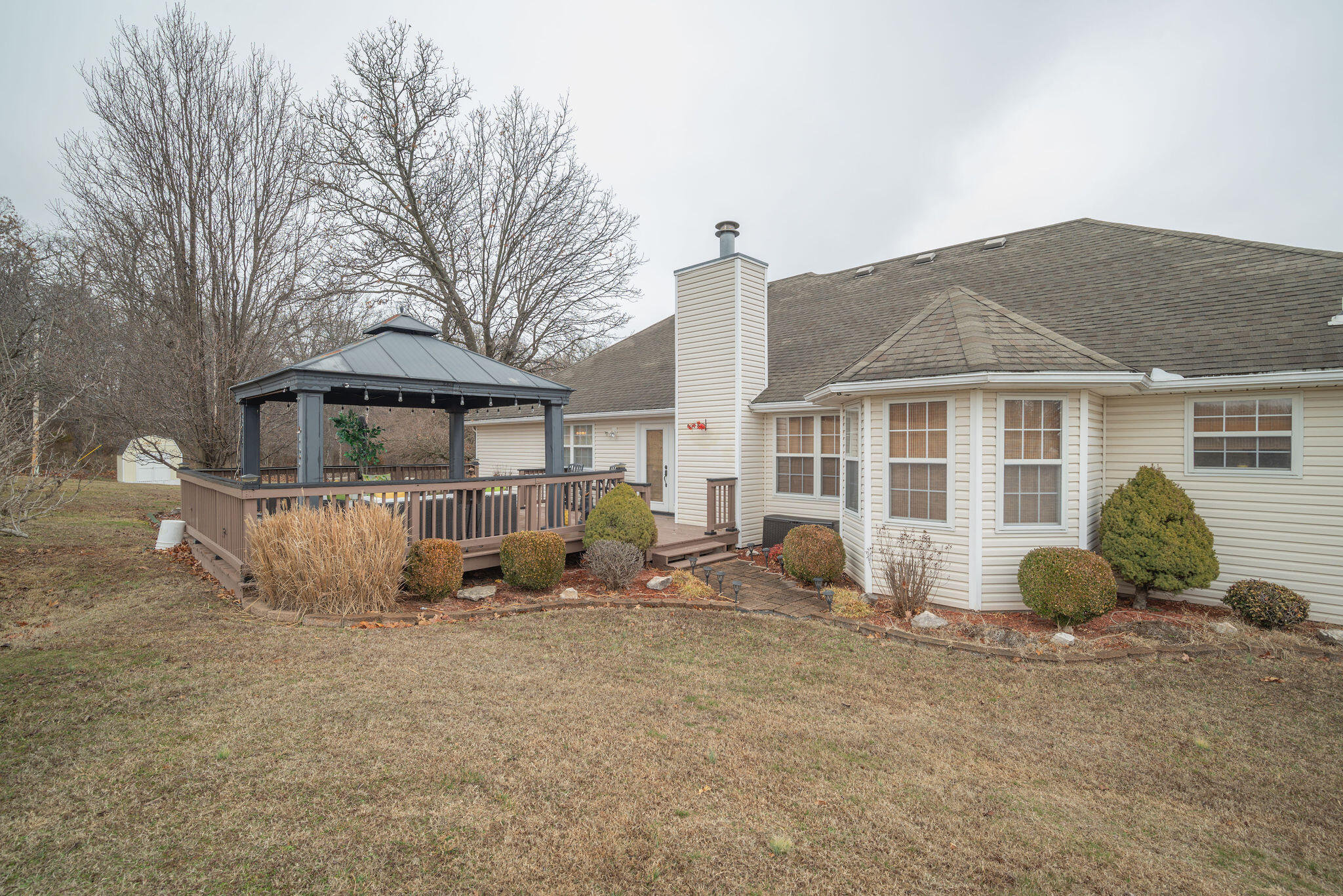 416 Ravenwood Circle Property Photo 47