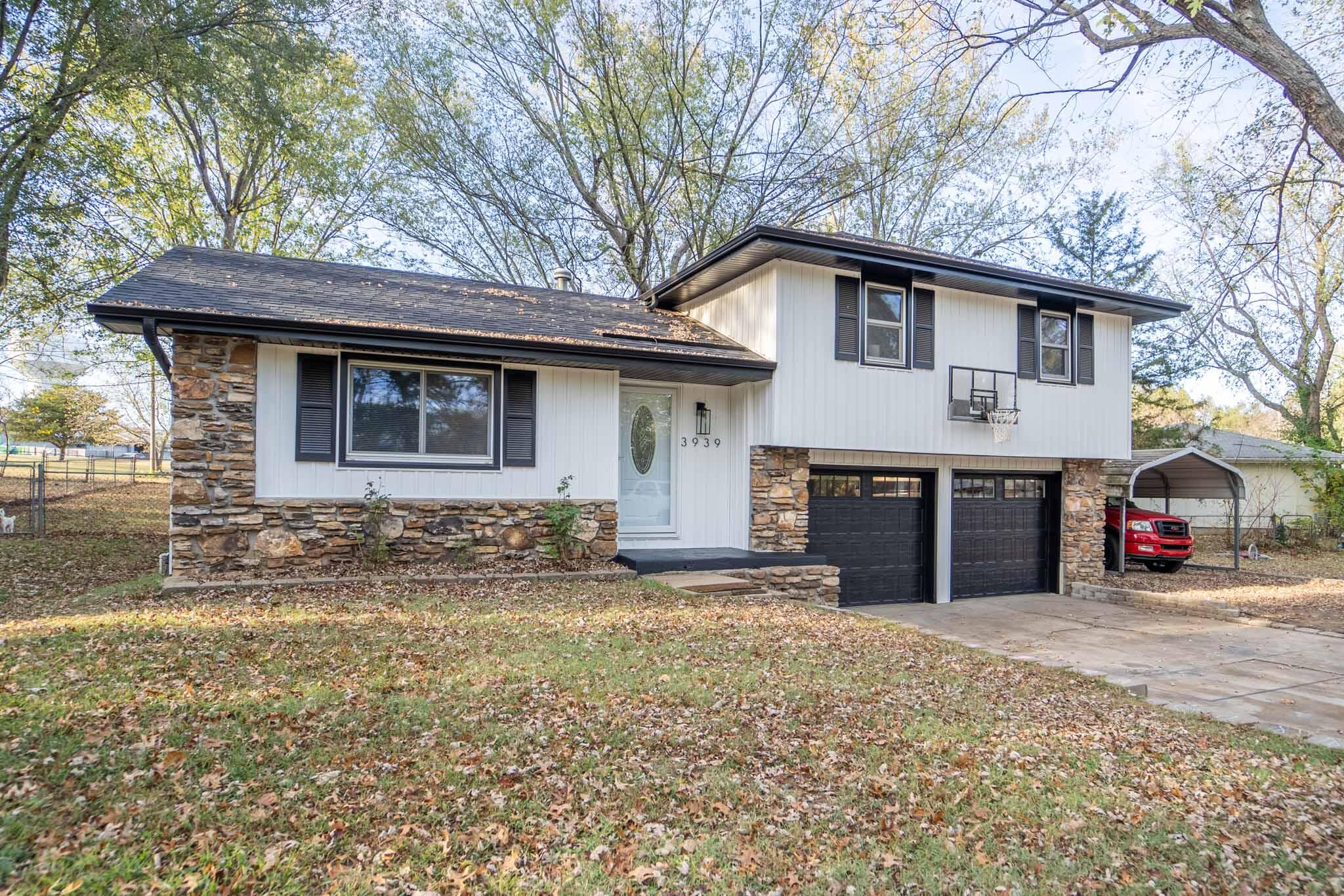 3939 West Gardenia Drive Property Photo