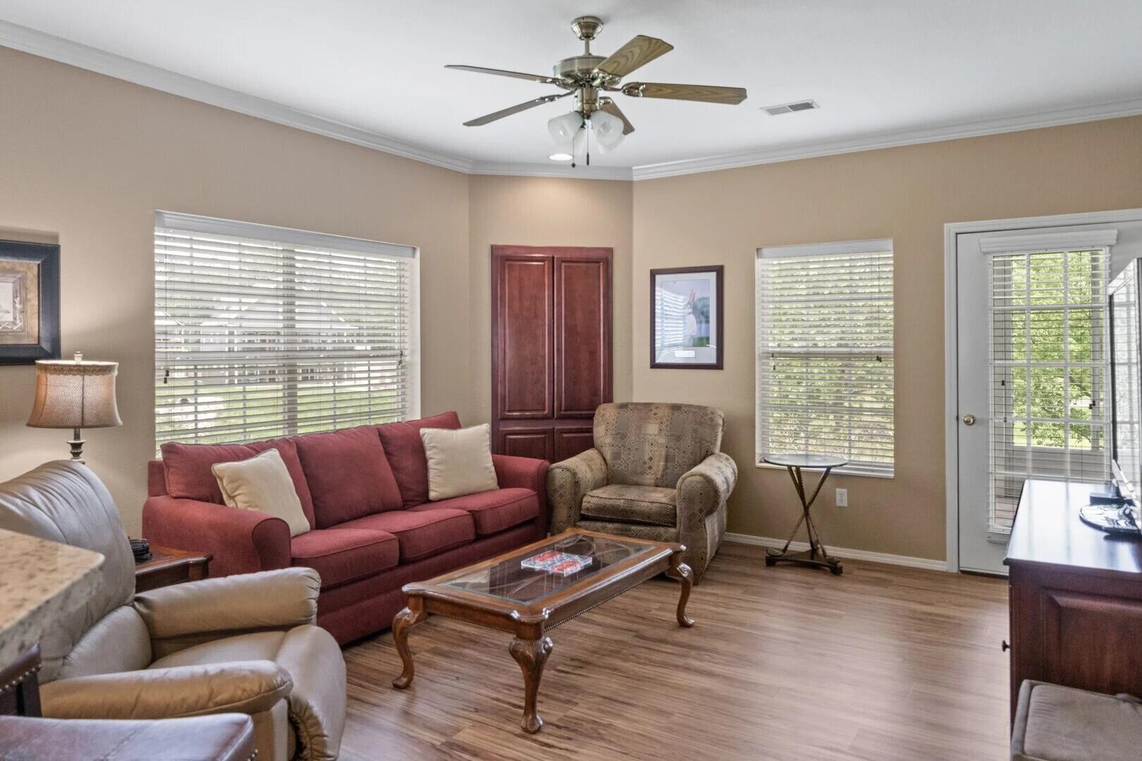 300 Glory Road Property Photo 5