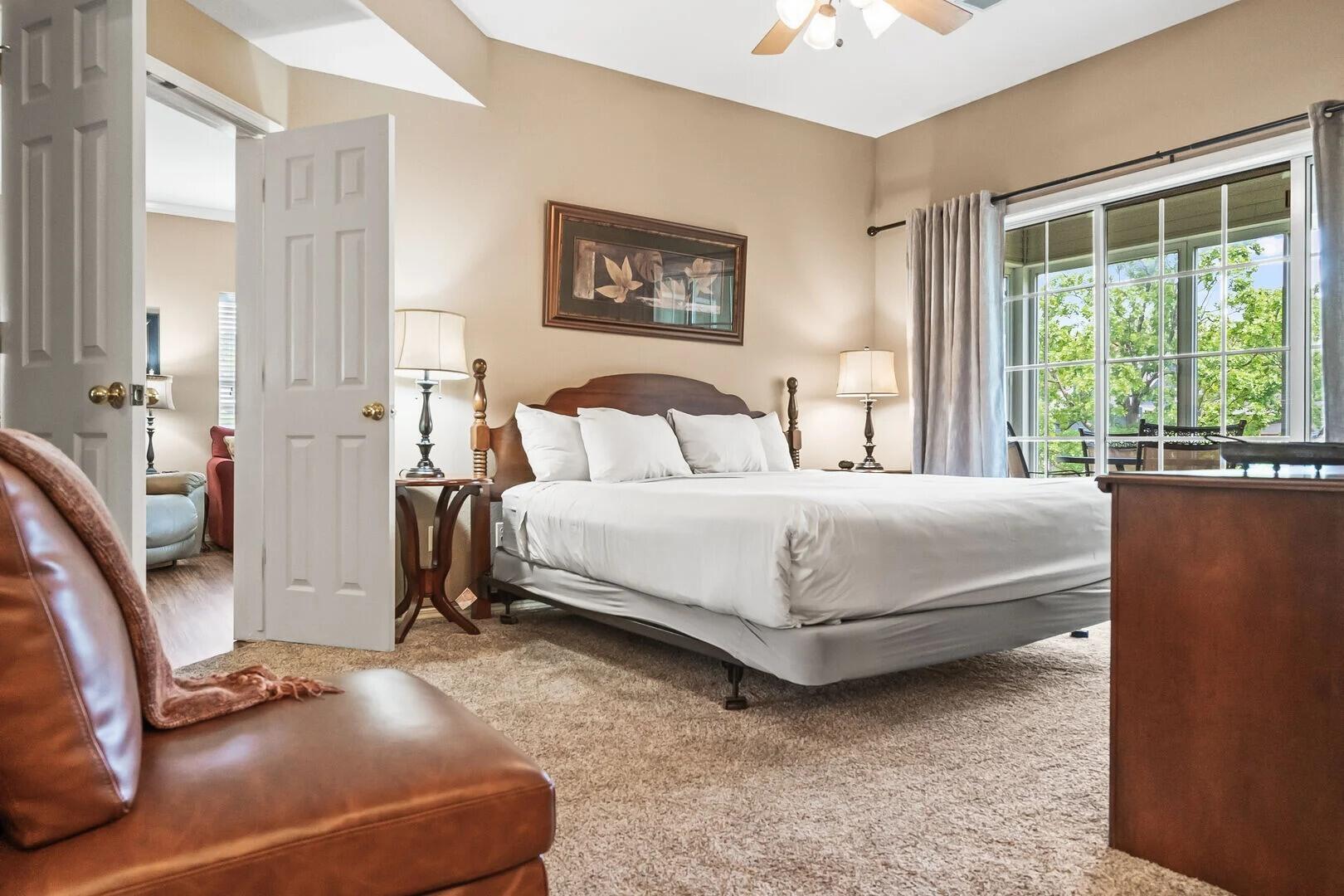 300 Glory Road Property Photo 6
