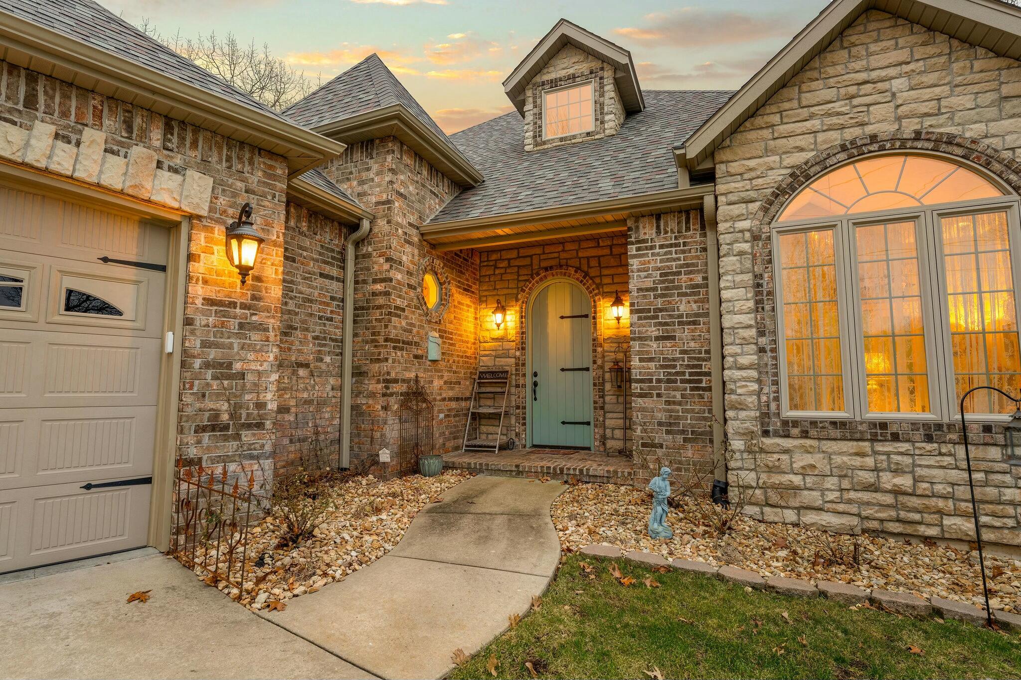 18 Southwind Circle Property Photo 9