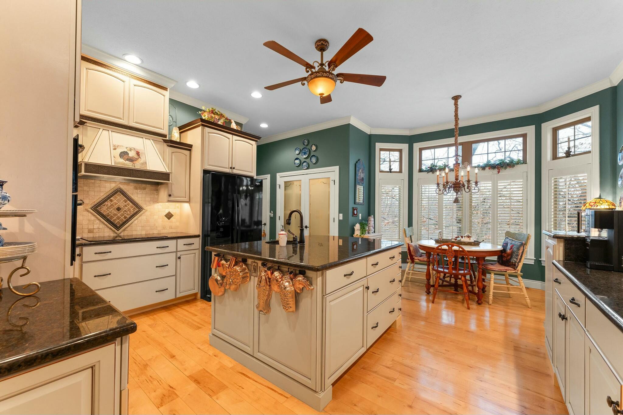 18 Southwind Circle Property Photo 23