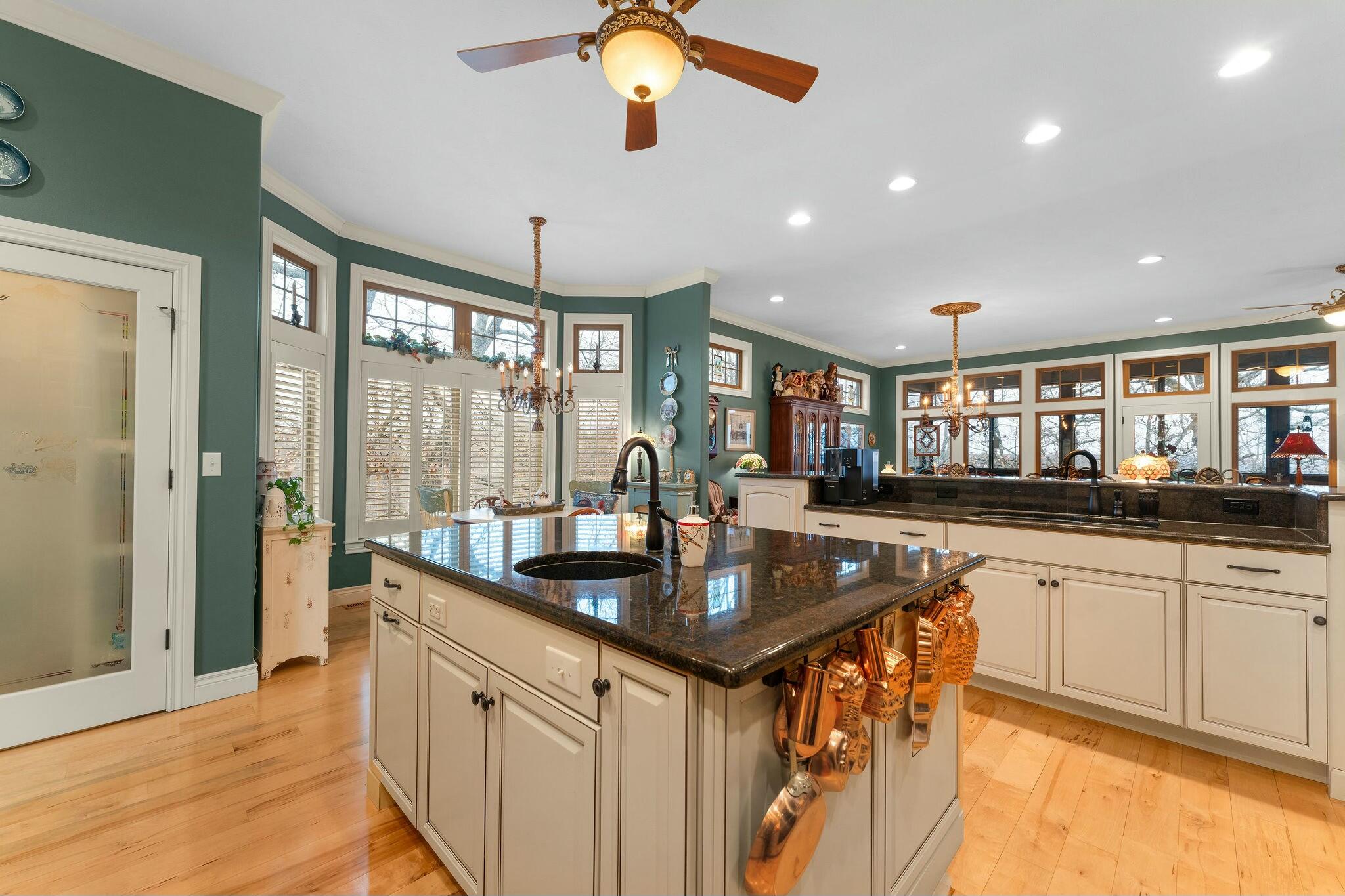 18 Southwind Circle Property Photo 28