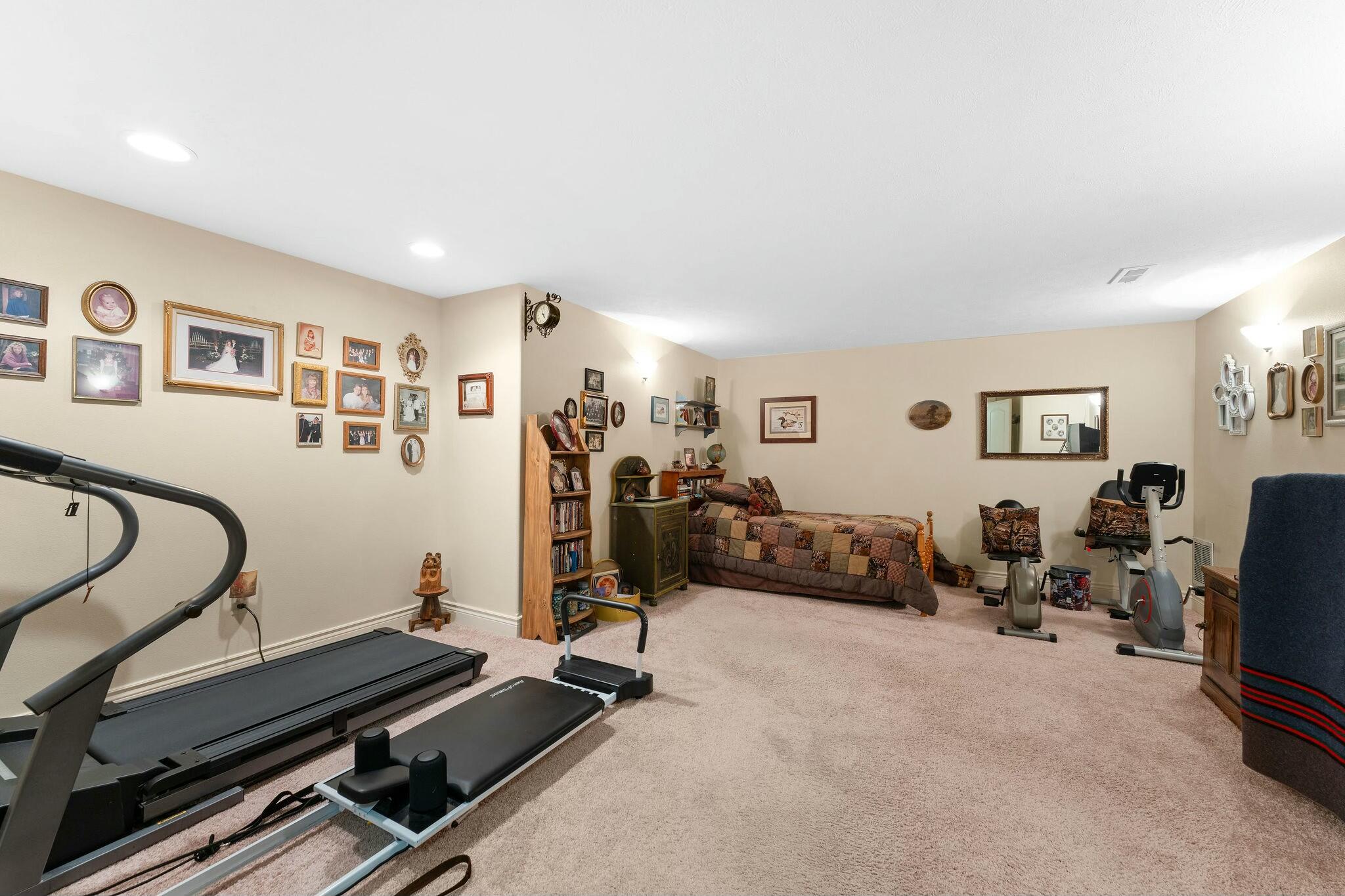 18 Southwind Circle Property Photo 66