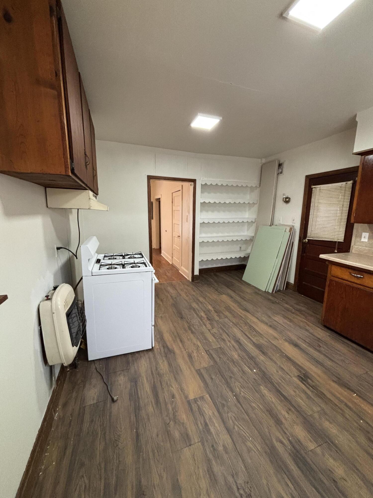 1311 West Florida Street Property Photo 13