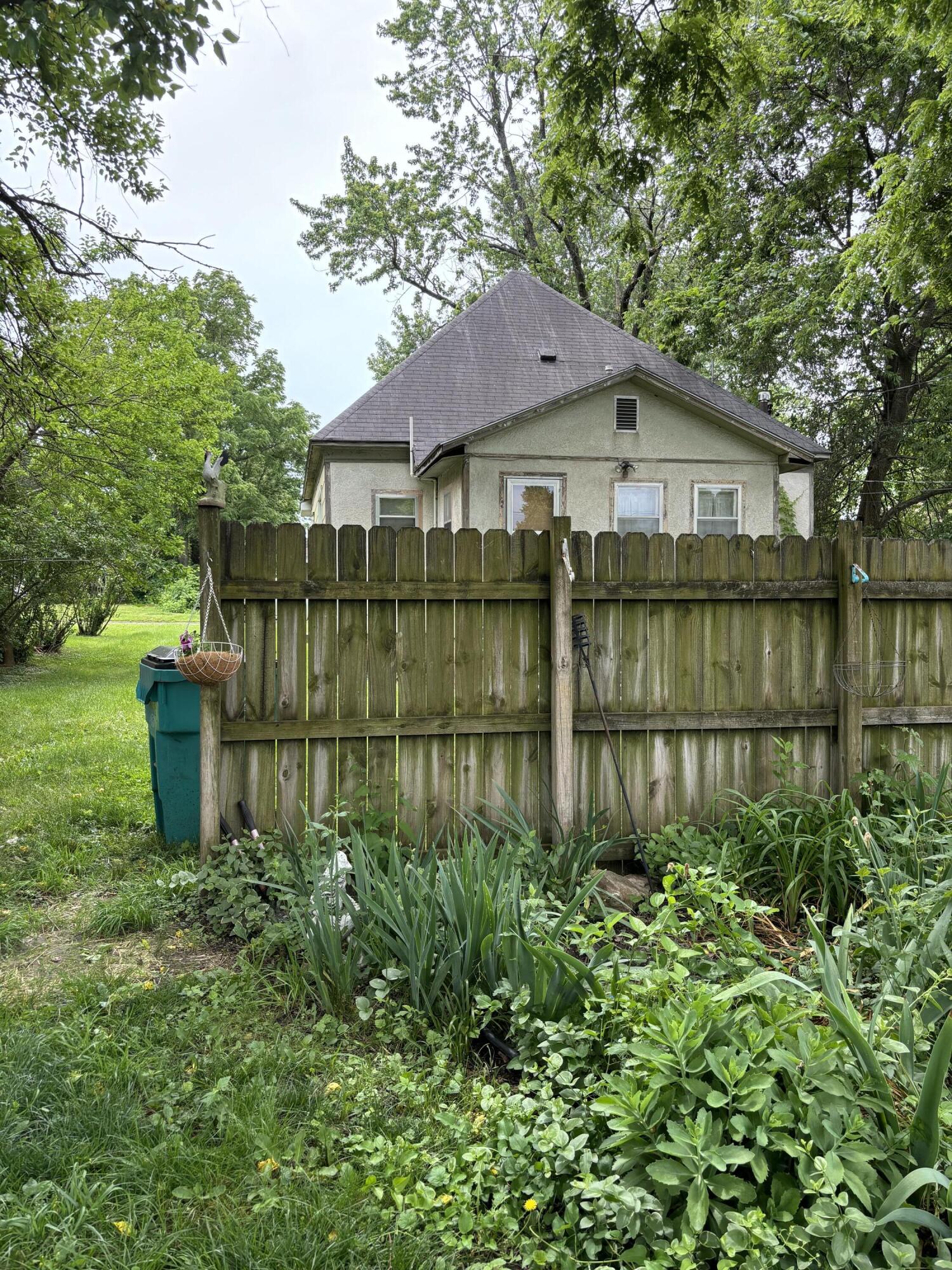 1311 West Florida Street Property Photo 19