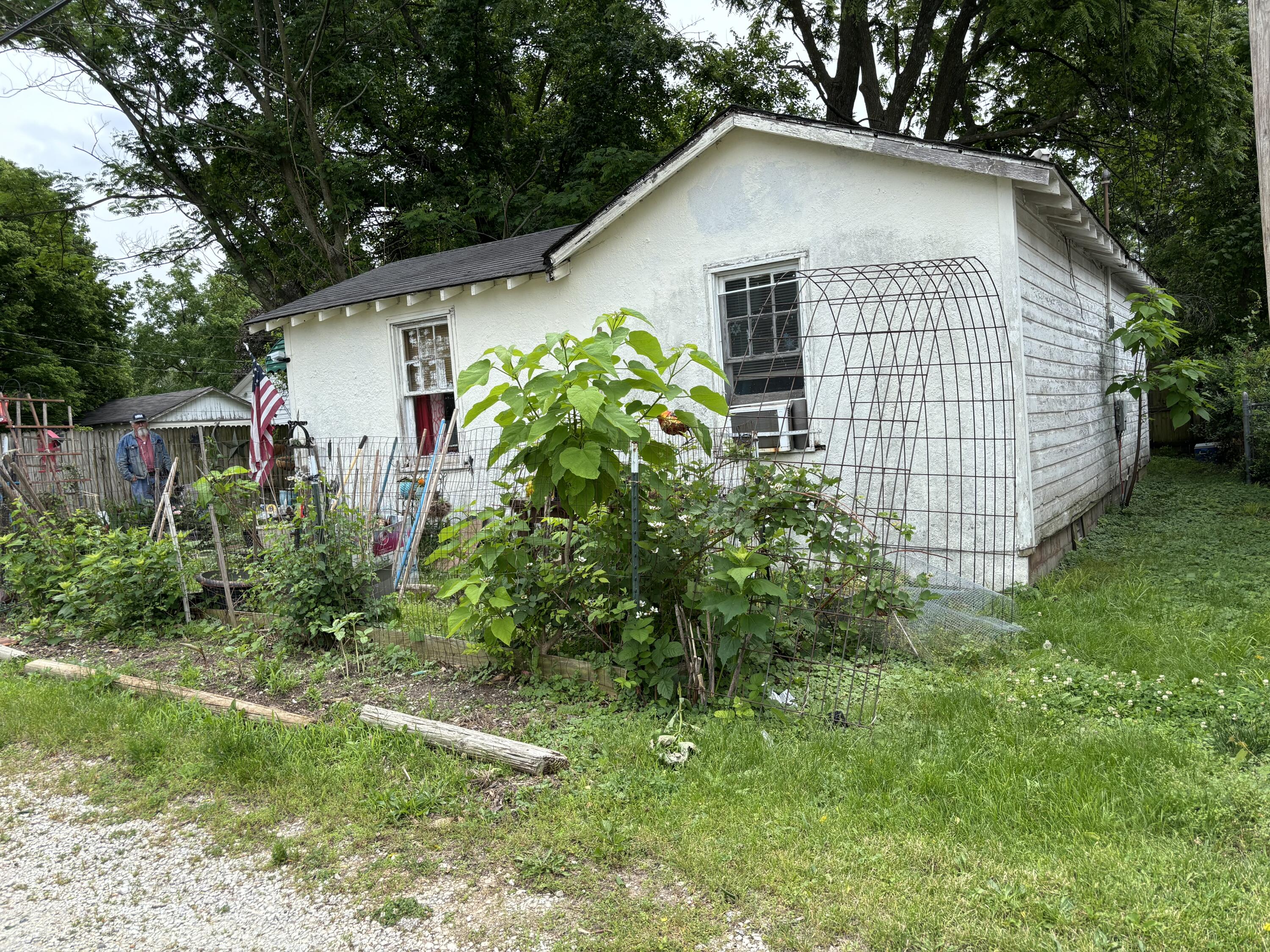 1311 West Florida Street Property Photo 21
