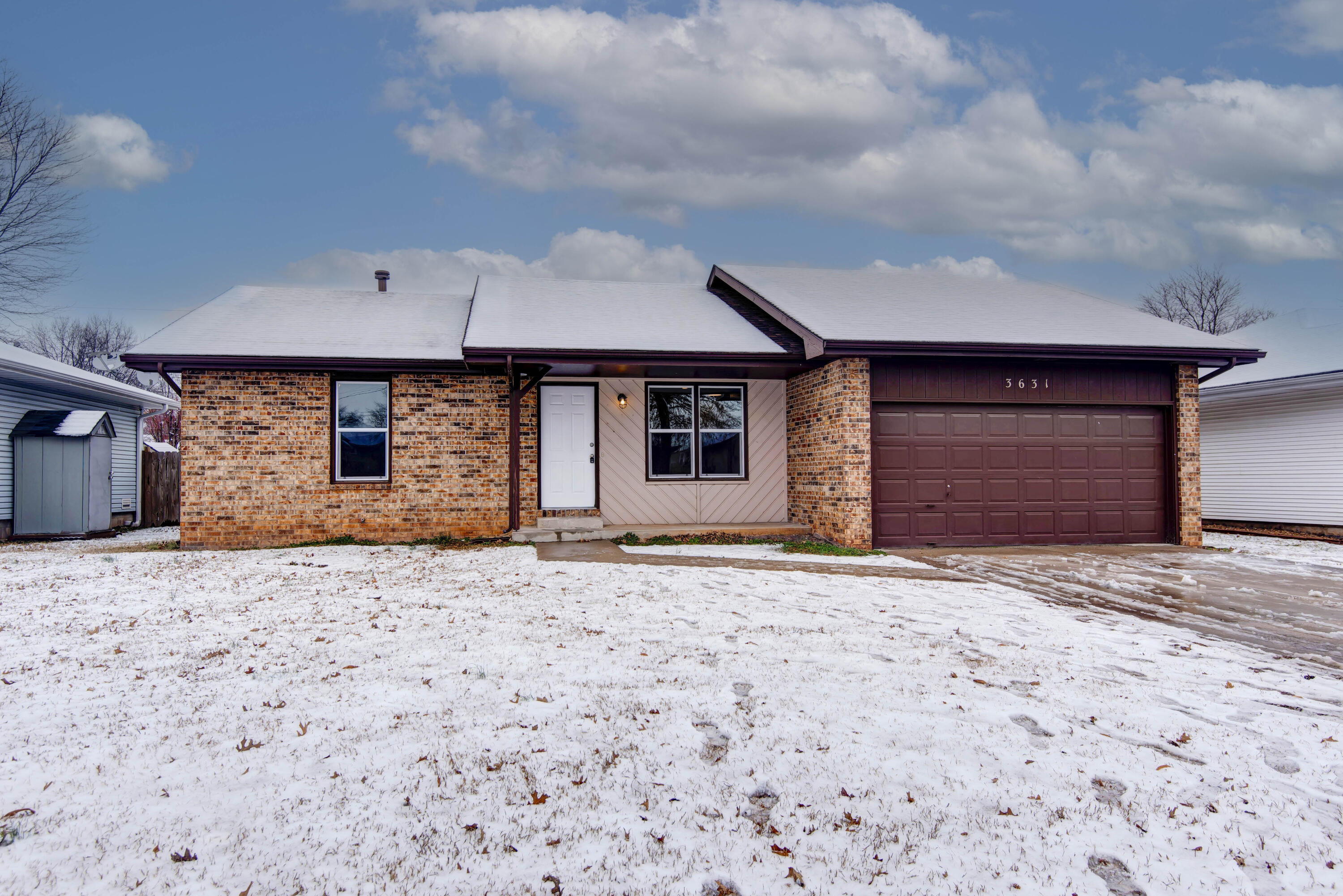 3631 West Madison Street Property Photo 1