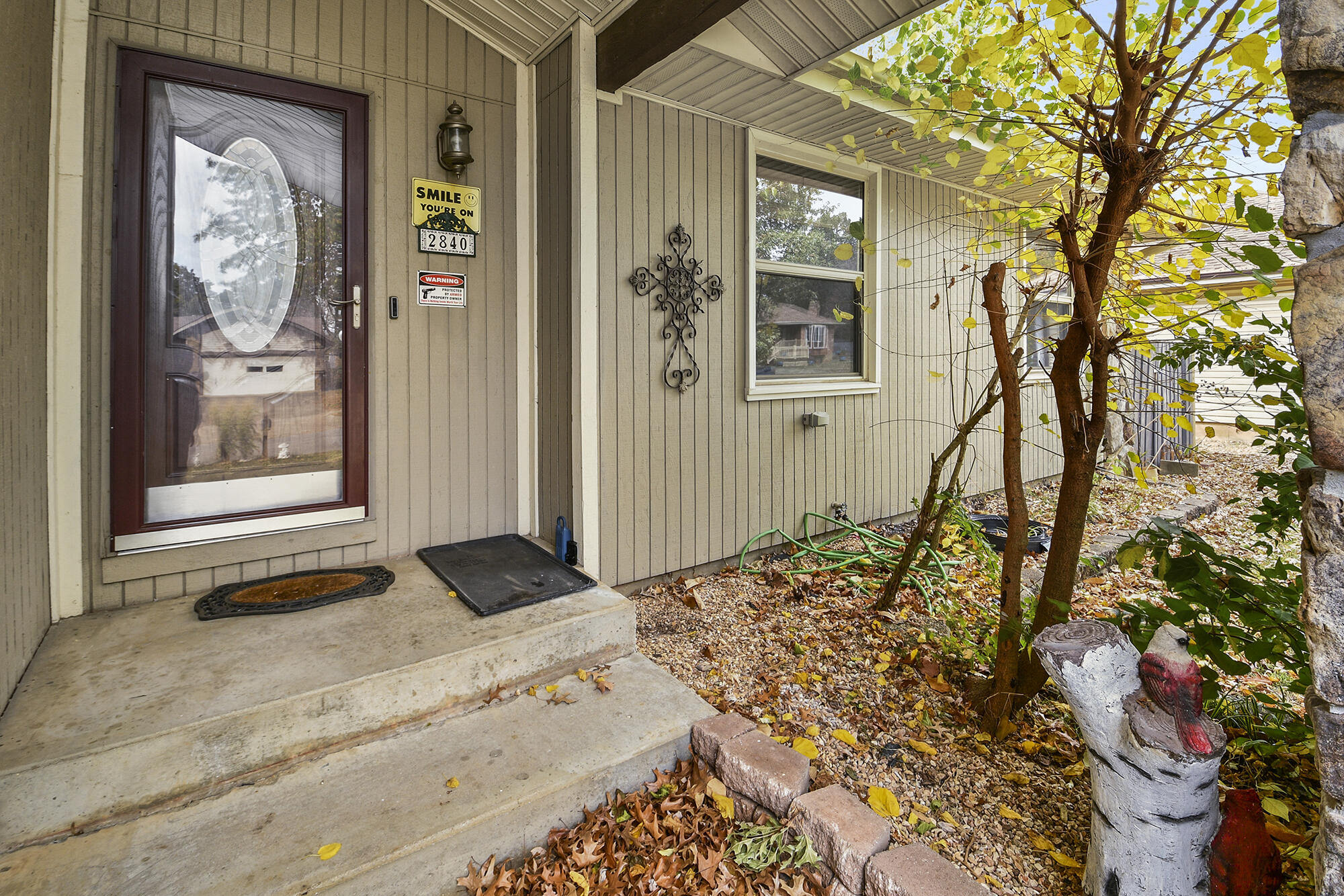 2840 East Linwood Street Property Photo 2