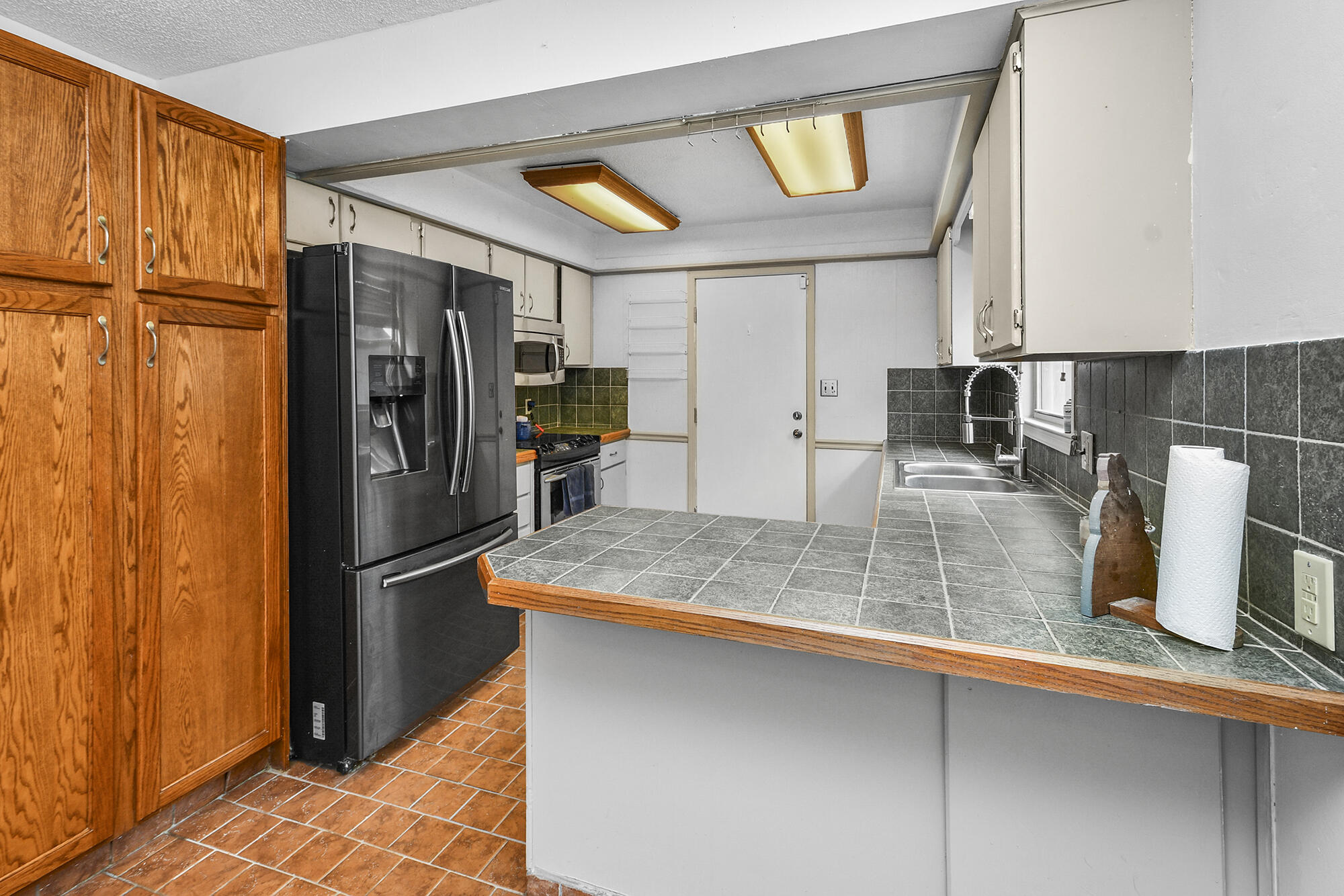 2840 East Linwood Street Property Photo 10