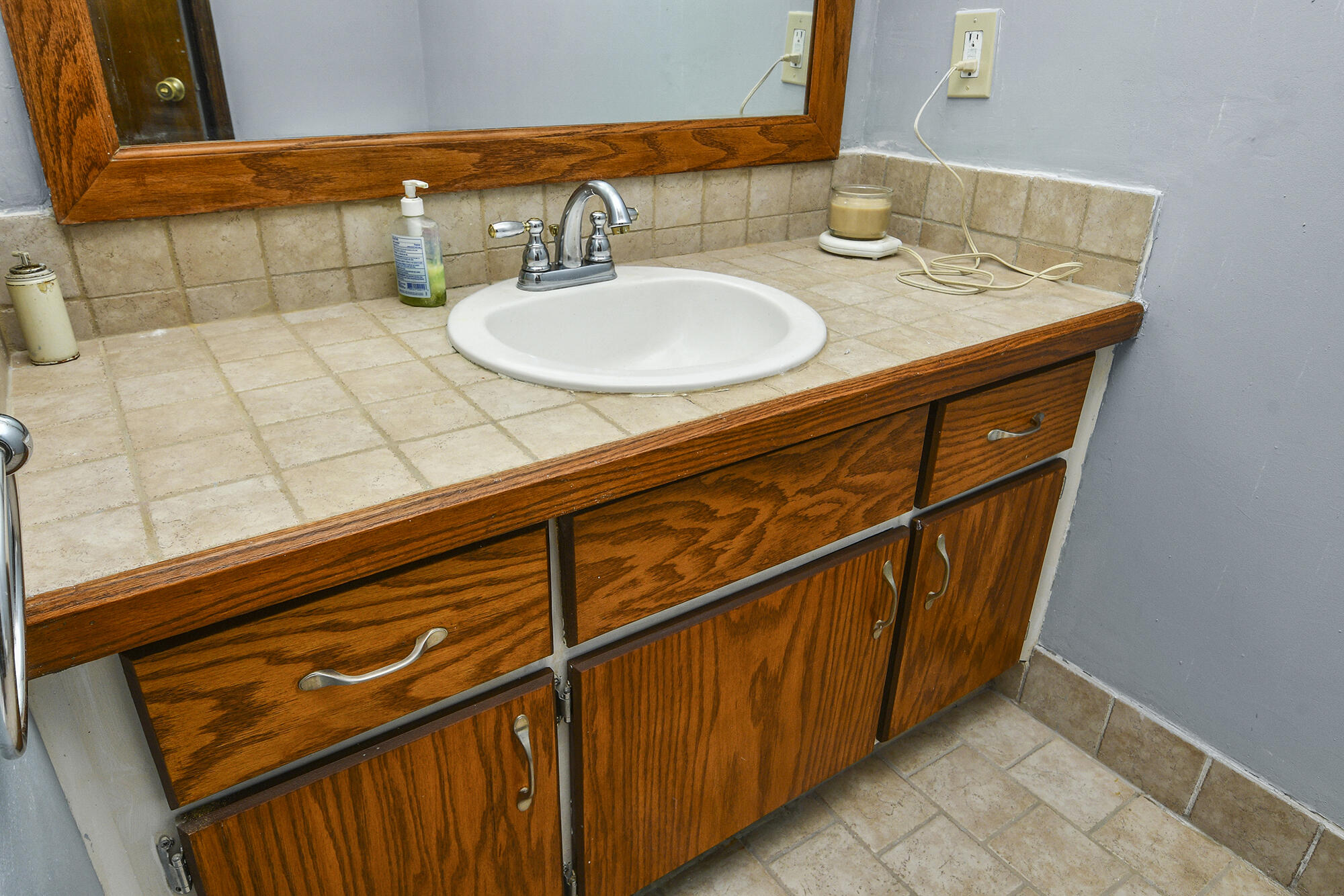 2840 East Linwood Street Property Photo 22