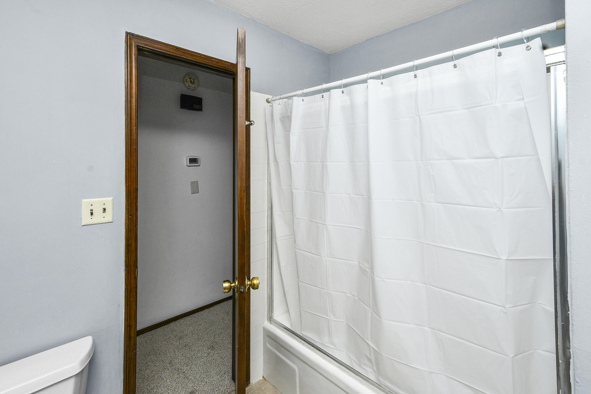 2840 East Linwood Street Property Photo 24