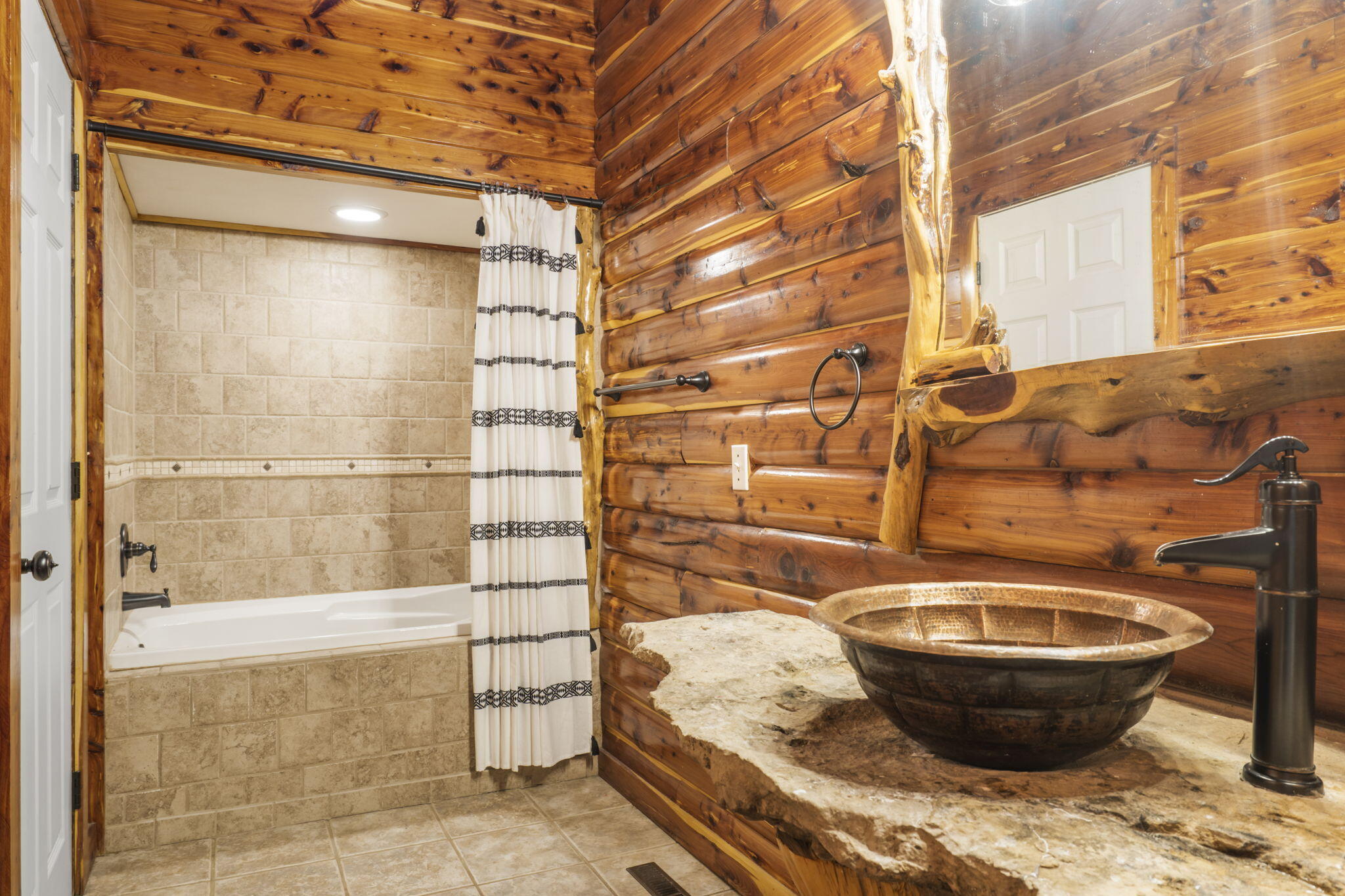 241 Nine Center Court Property Photo 30