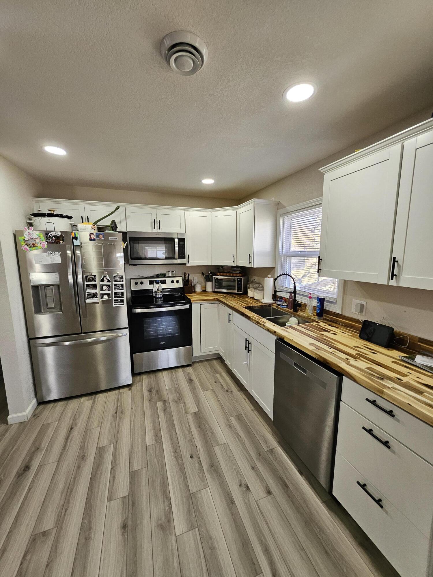 103 Opal Street Property Photo 6