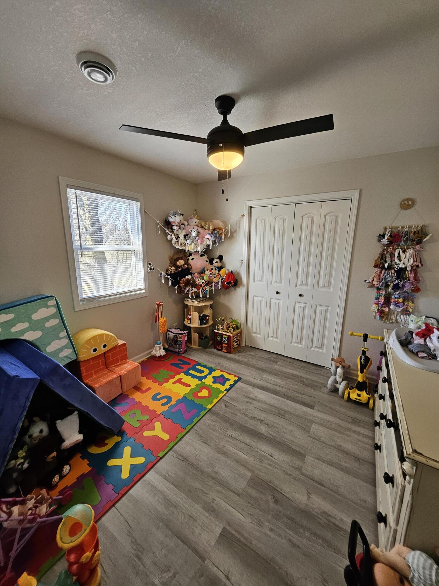 103 Opal Street Property Photo 12