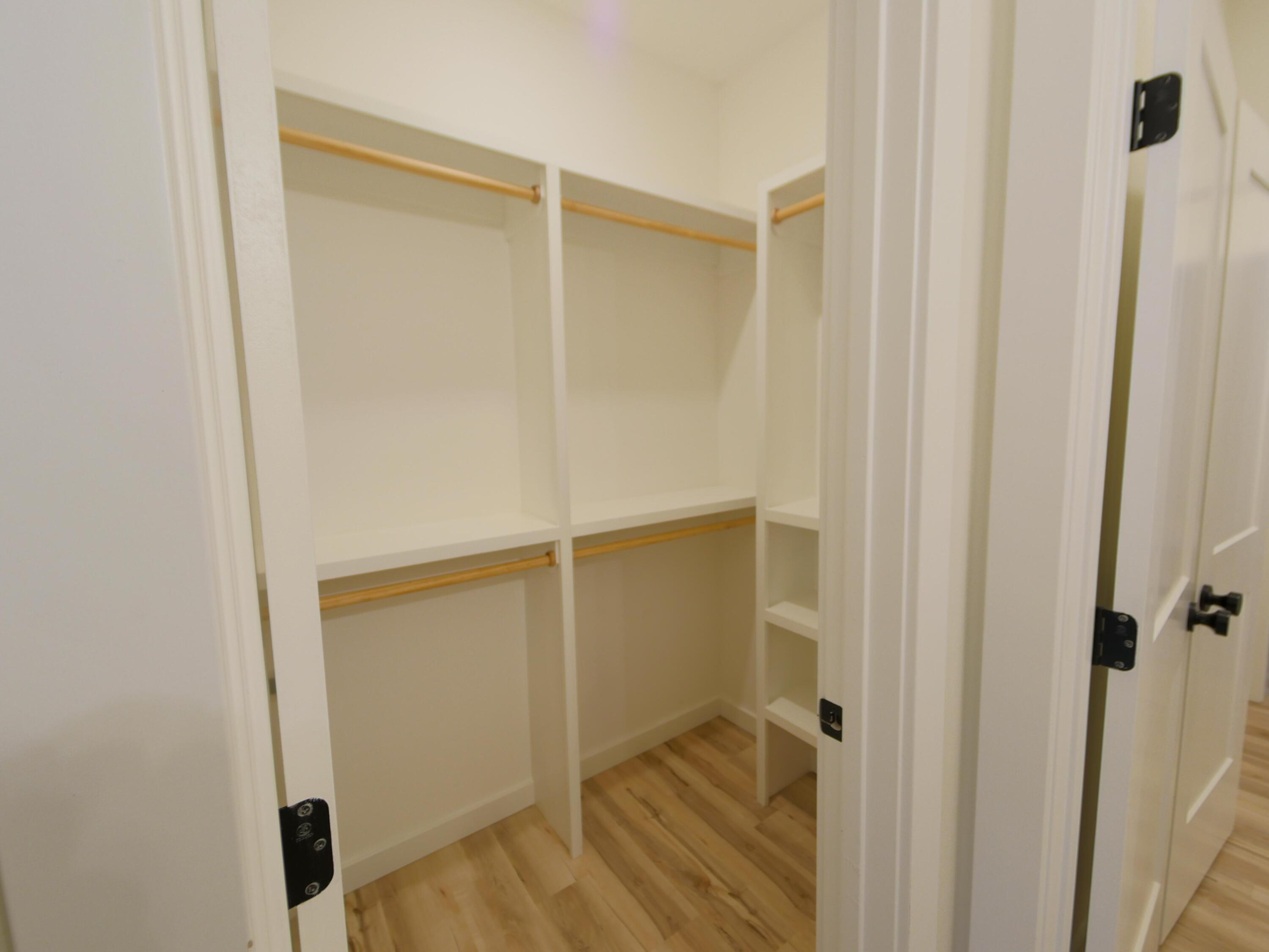 3738 East Woodhue Street Property Photo 16