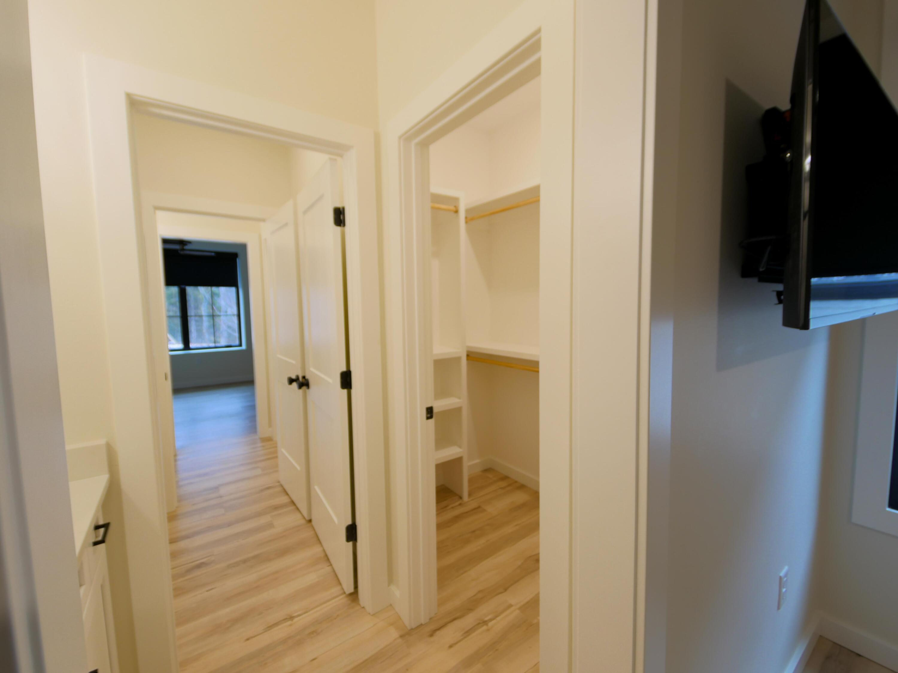 3738 East Woodhue Street Property Photo 22