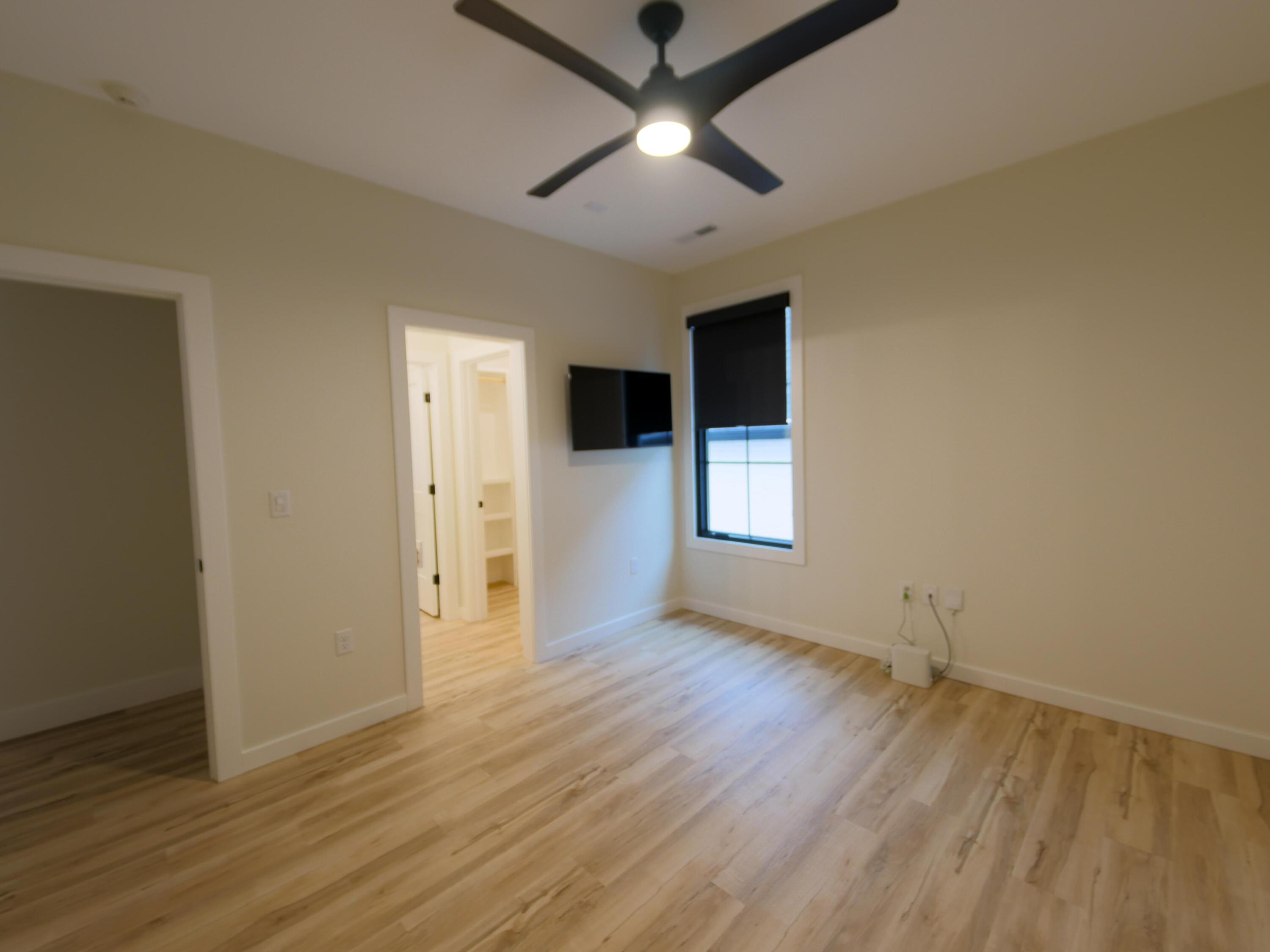 3738 East Woodhue Street Property Photo 25