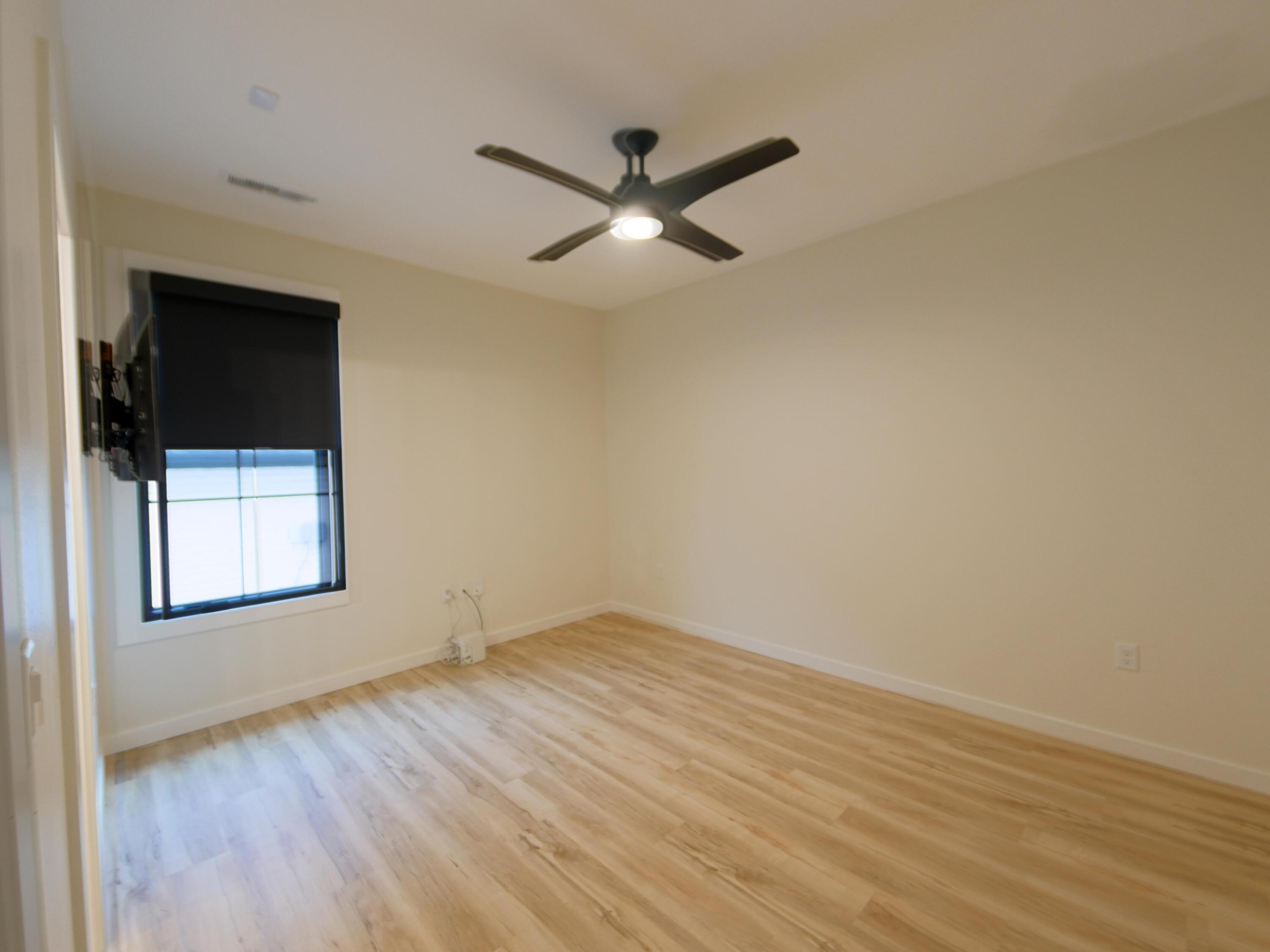 3738 East Woodhue Street Property Photo 26