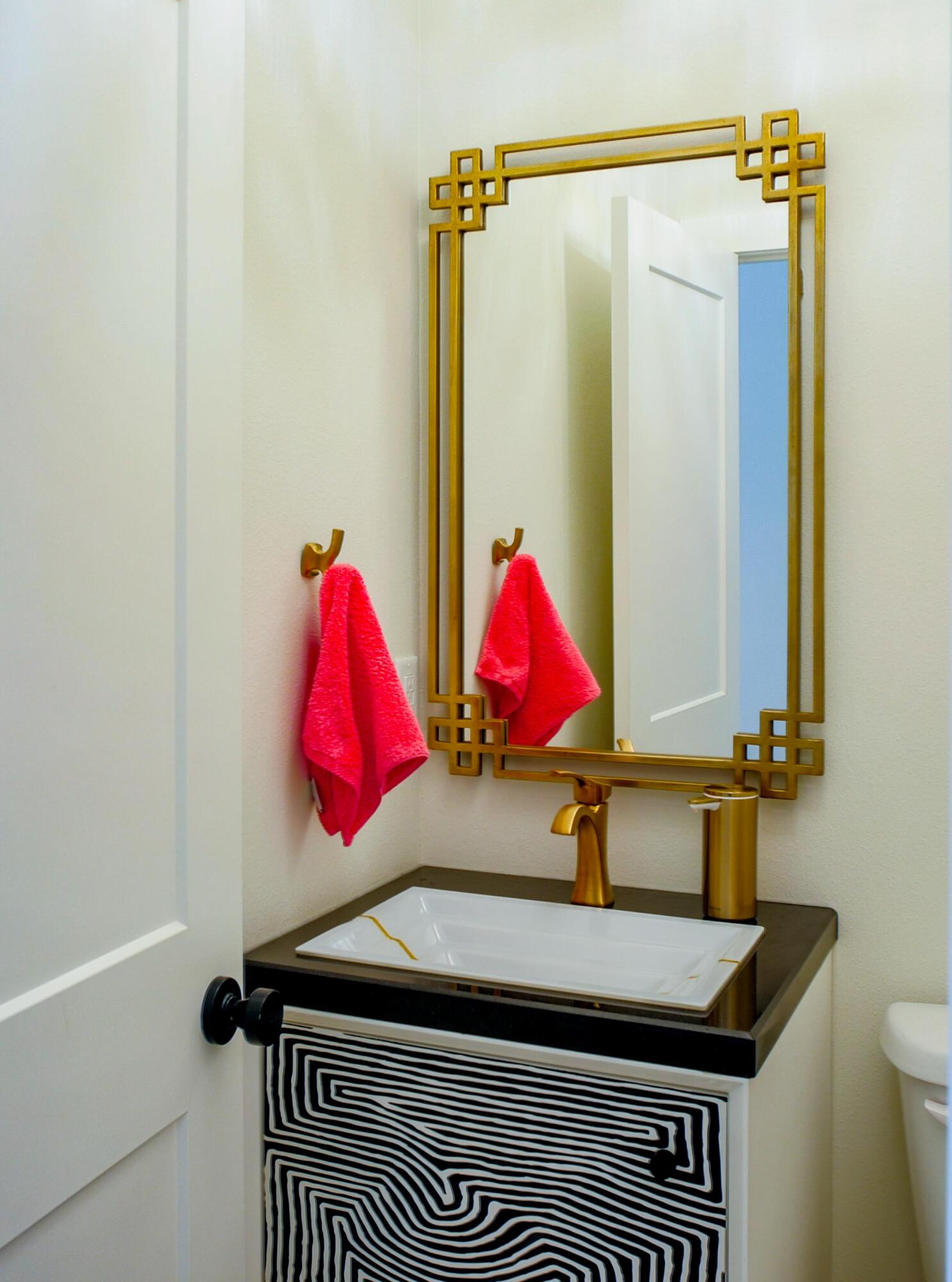 3738 East Woodhue Street Property Photo 27