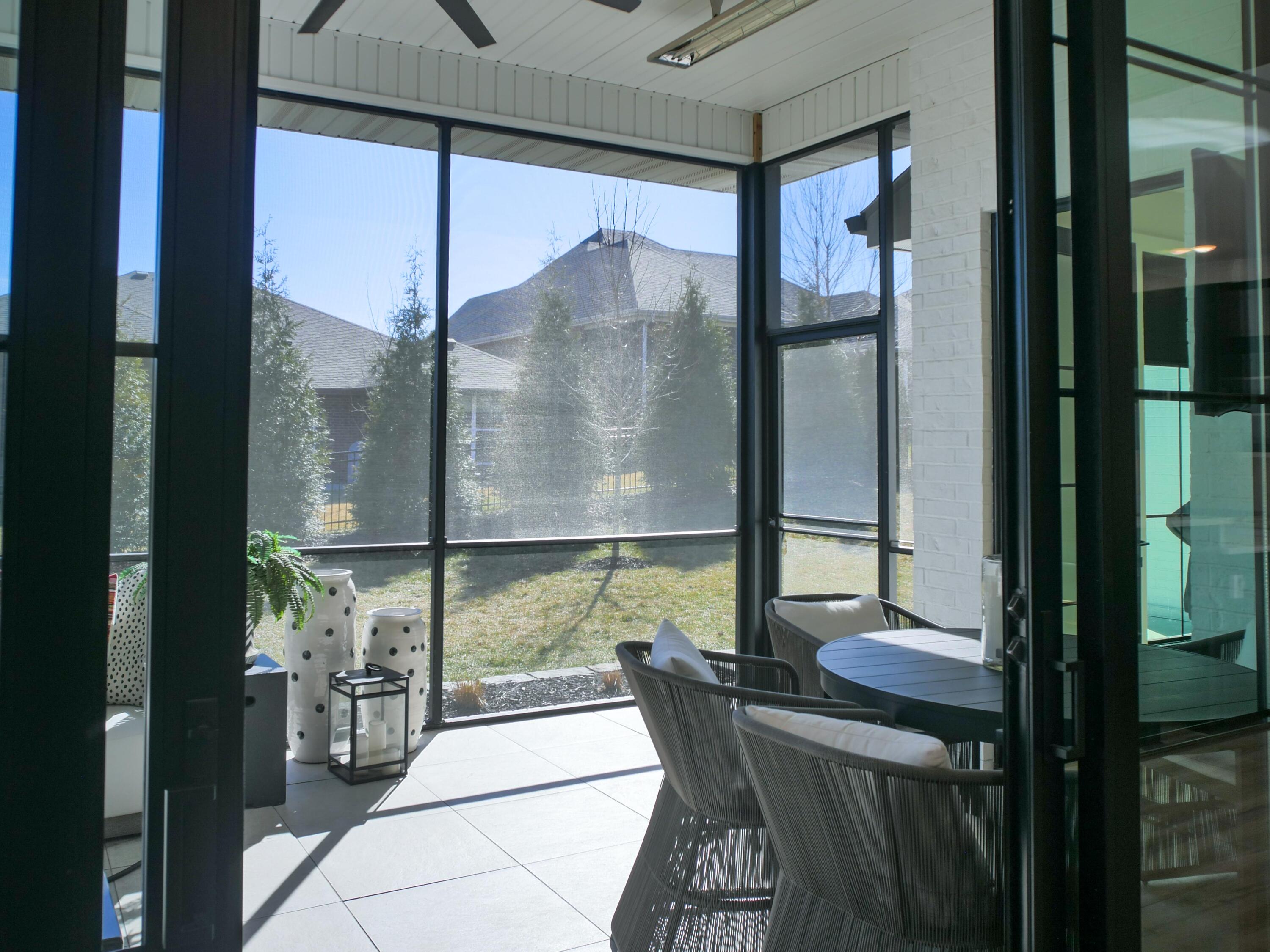 3738 East Woodhue Street Property Photo 37