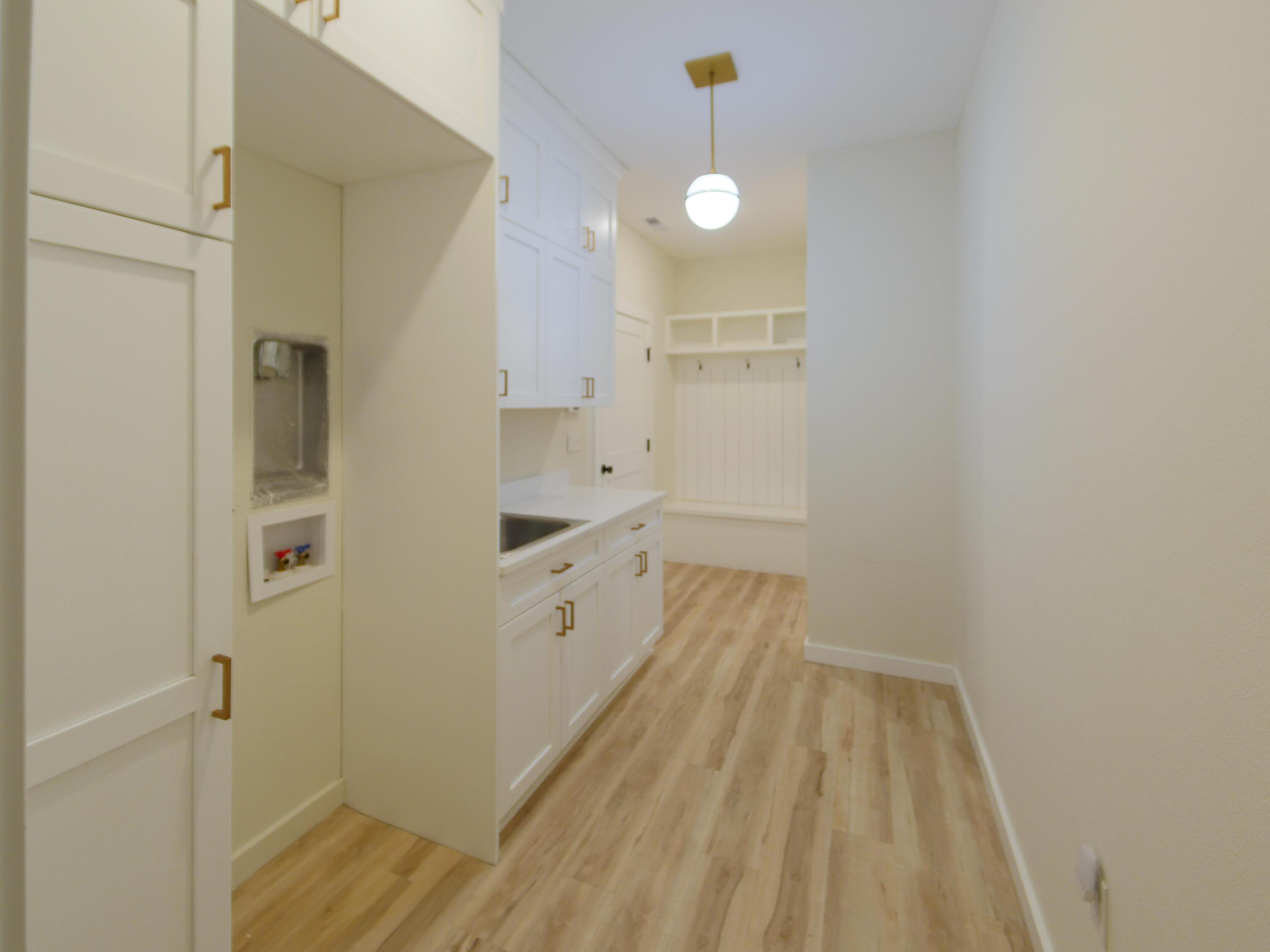 3738 East Woodhue Street Property Photo 86