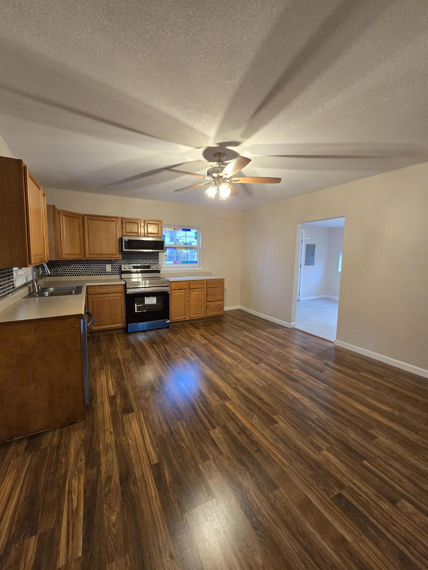 312 Frisco Street Property Photo 8