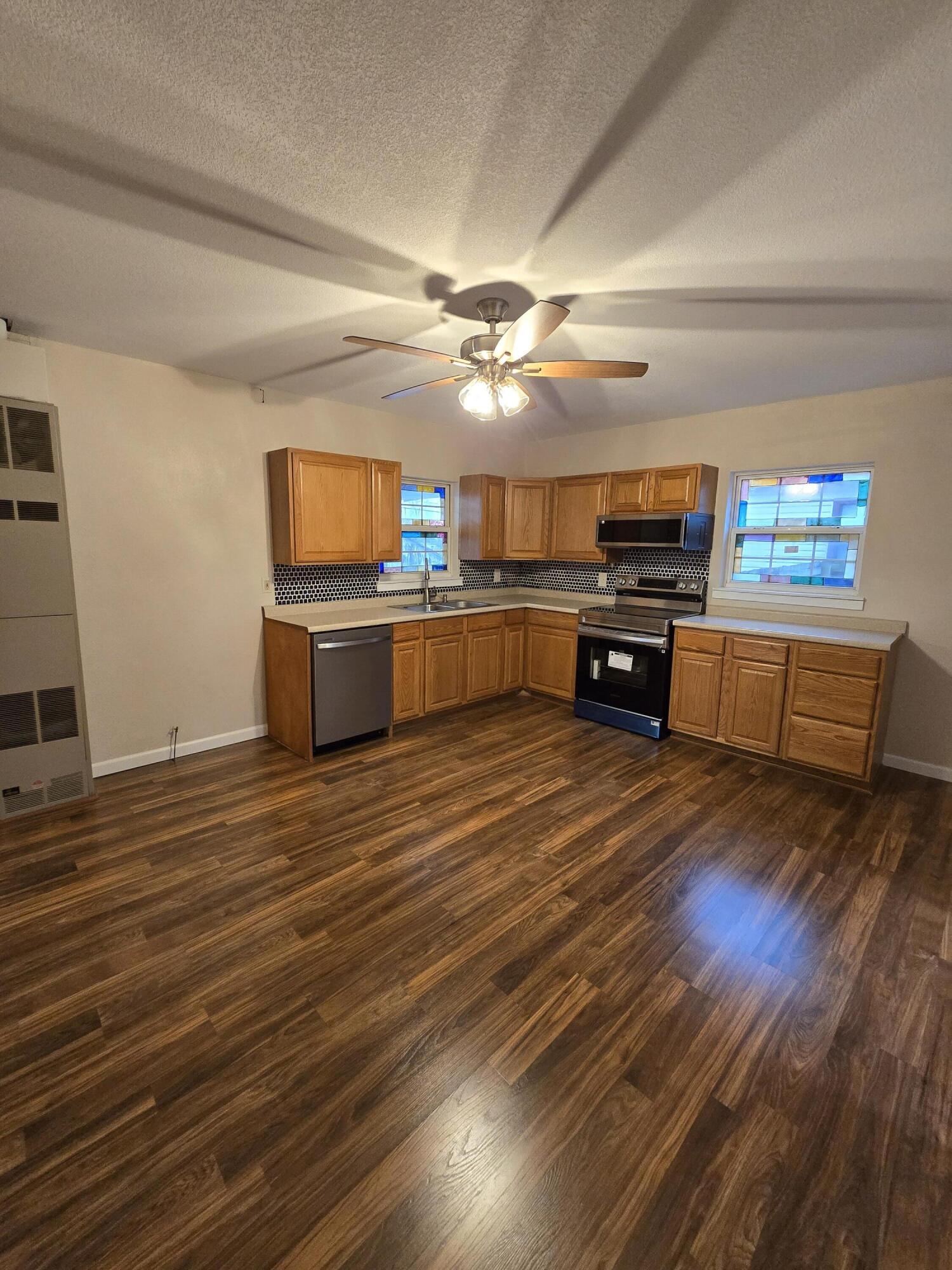312 Frisco Street Property Photo 9