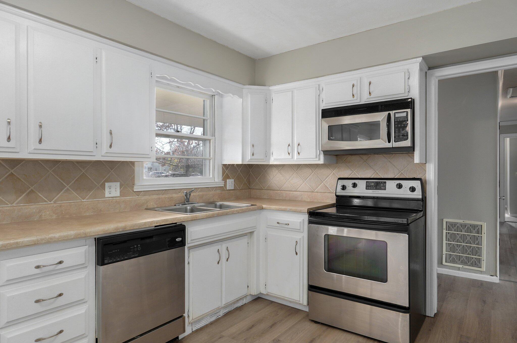 1725 North Phillips Road Property Photo 11
