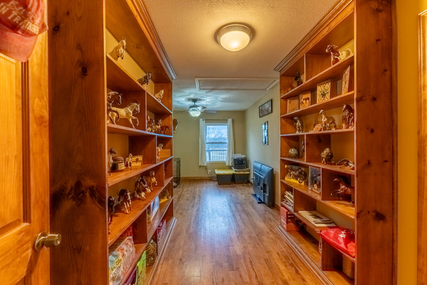 2405 County Road 2710 Property Photo 32