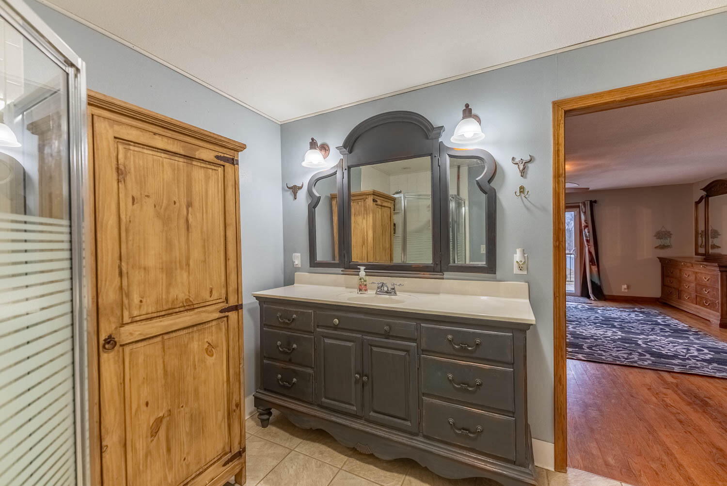 2405 County Road 2710 Property Photo 37