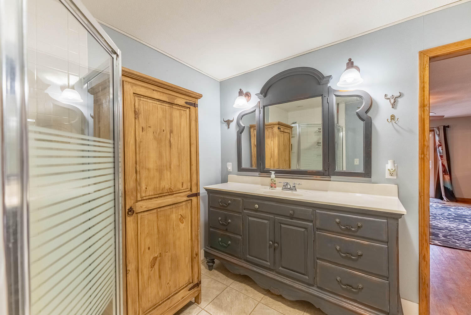 2405 County Road 2710 Property Photo 38